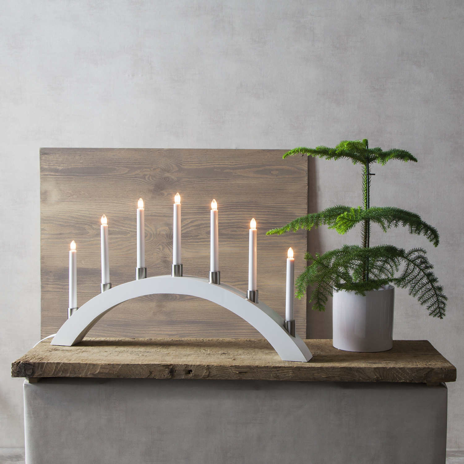 Lichterbogen TALL  - 7 warmweiße Glühlampen - L: 67cm, H: 40cm - Holz - Schalter - Weiß Lichterbogen TALL  - 7 warmweiße Glühlampen - L: 67cm, H: 40cm - Holz - Schalter - Weiß