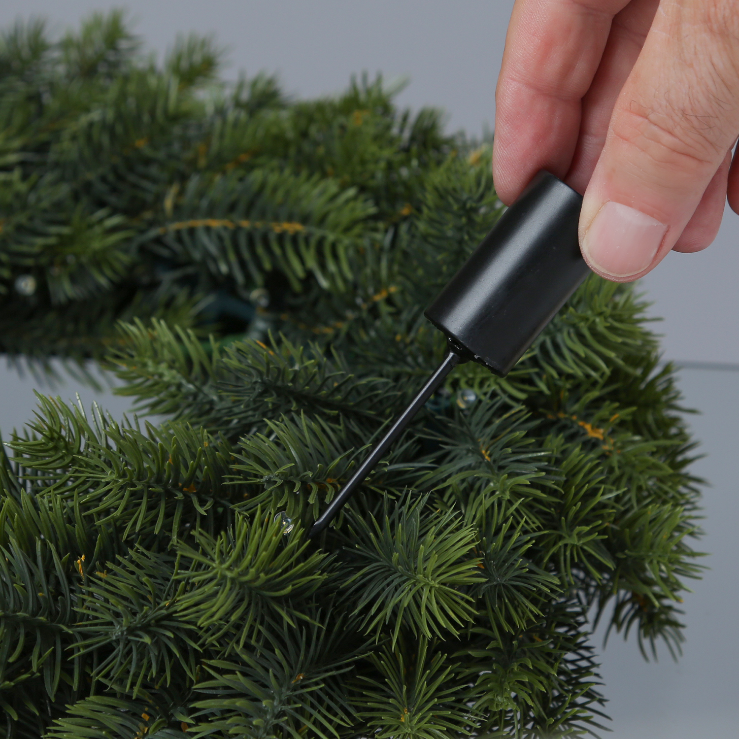 Stabkerzenhalter - Kerzenpick für Adventskranz - ohne Dorn - Metall - H: 9cm - schwarz - 4 Stück Stabkerzenhalter - Kerzenpick für Adventskranz - ohne Dorn - Metall - H: 9cm - schwarz - 4 Stück