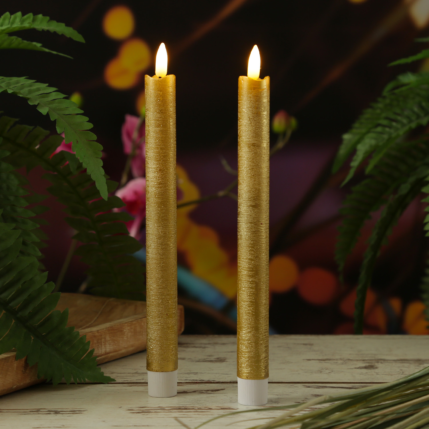 LED Stabkerzen LINA - Rustik-Optik - Echtwachs - flackernd - H: 25cm - Timer - gold - 2er Set