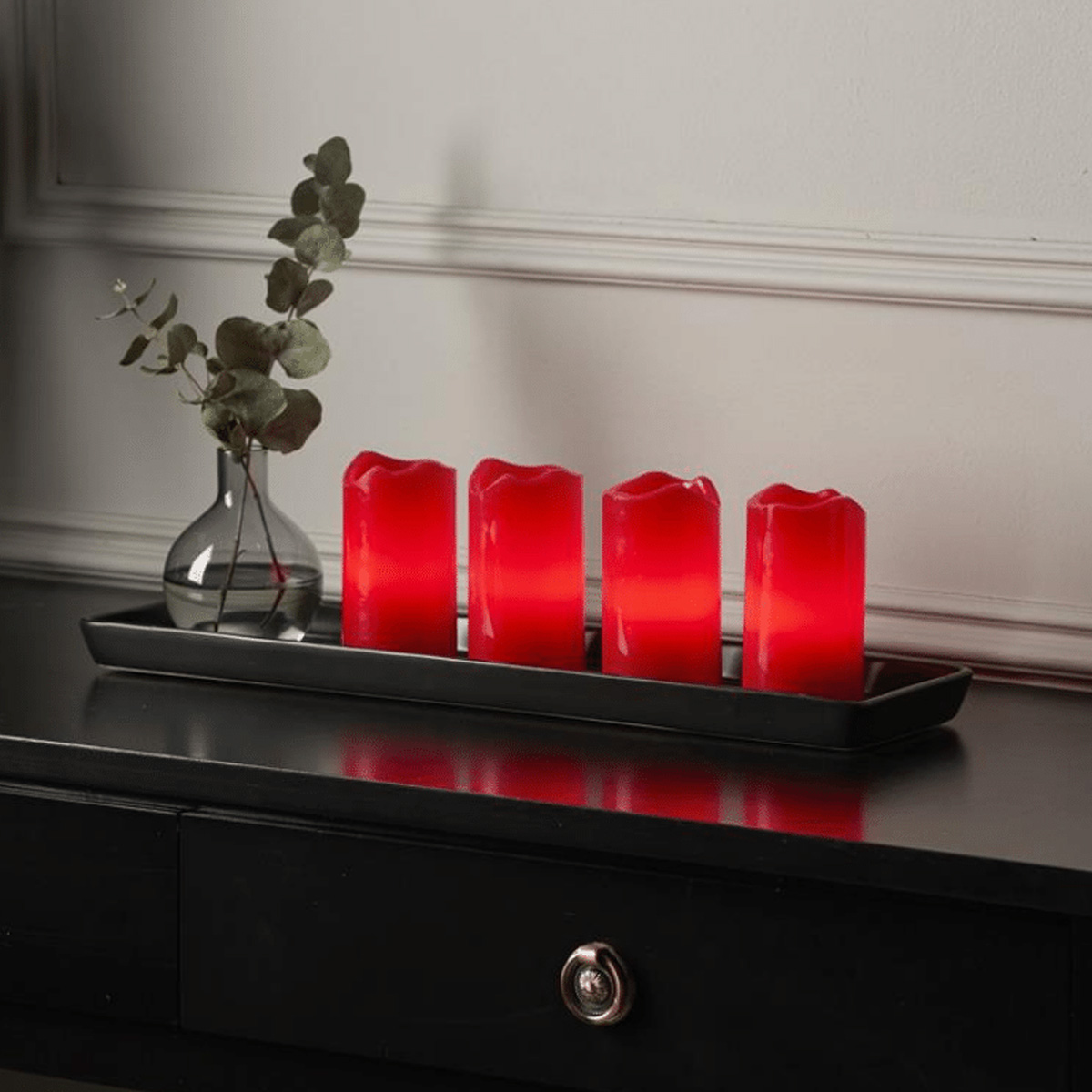 LED Kerzenset - Echtwachs - flackernde LED - Timer - Fernbedienung - rot - 4er Set LED Kerzenset - Echtwachs - flackernde LED - Timer - Fernbedienung - rot - 4er Set