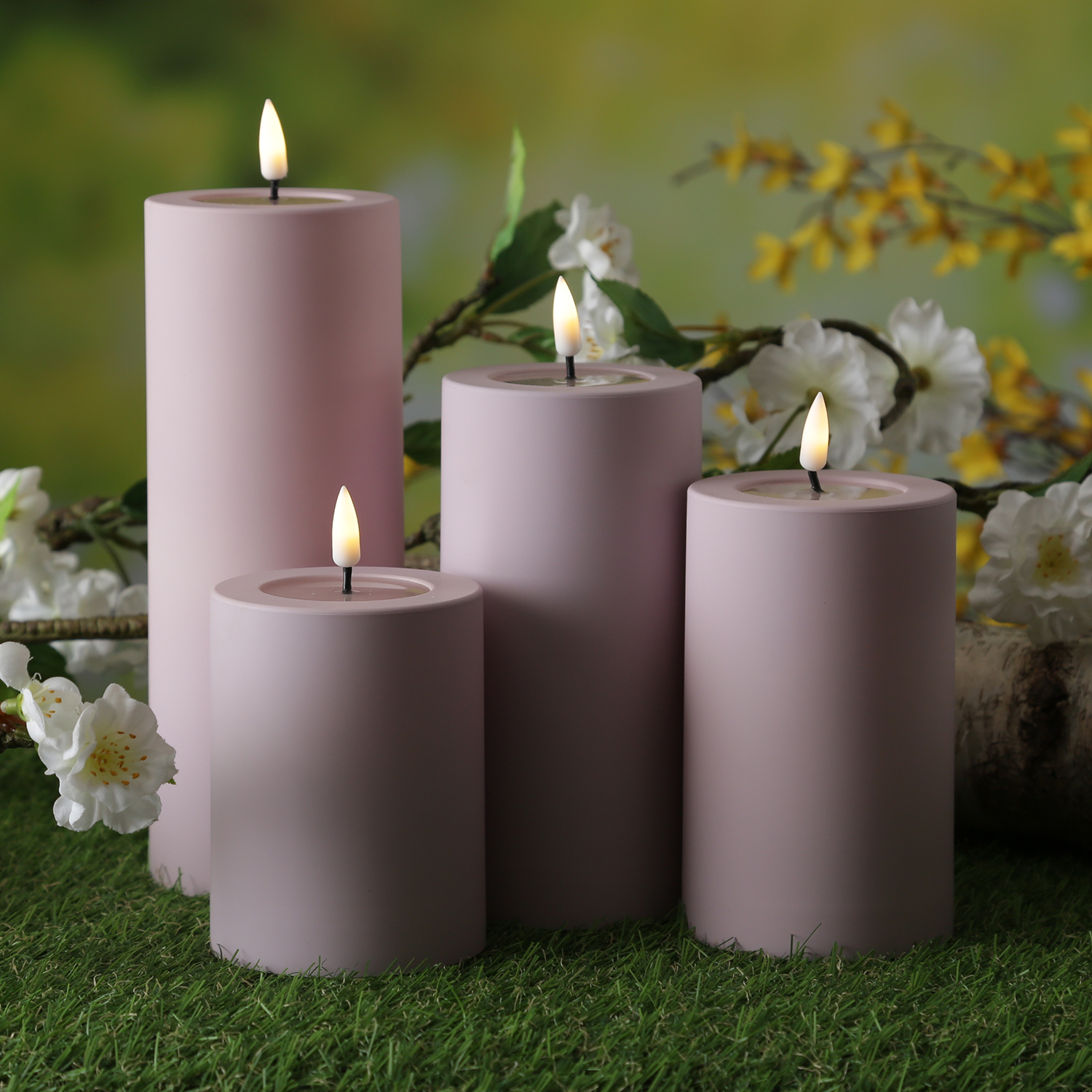 LED Stumpenkerze MIA - Kunststoff - realistische 3D Flamme - H: 15cm - outdoor - pastell lila LED Stumpenkerze MIA - Kunststoff - realistische 3D Flamme - H: 15cm - outdoor - pastell lila