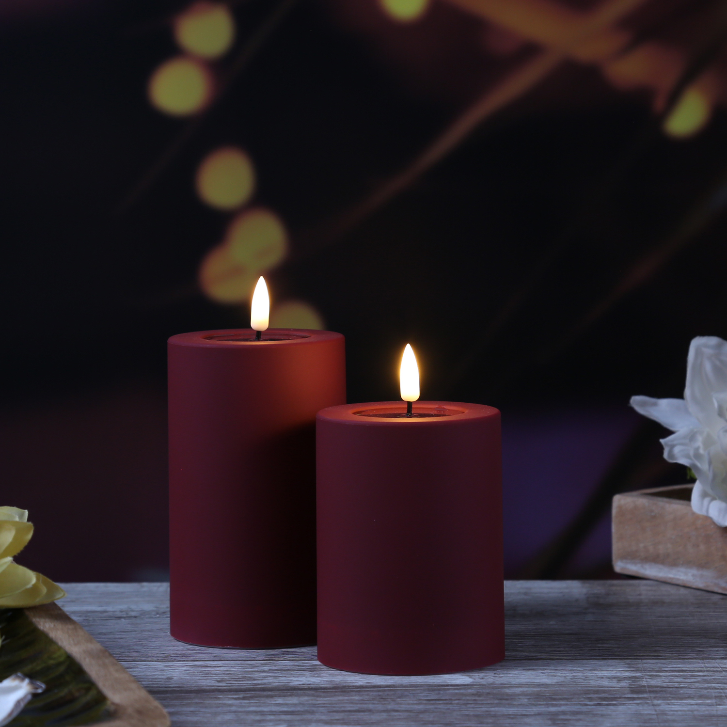 LED Stumpenkerze MIA - Kunststoff - realistische 3D Flamme - H: 12,5cm - Außen - bordeaux/dunkelrot LED Stumpenkerze MIA - Kunststoff - realistische 3D Flamme - H: 12,5cm - Außen - bordeaux/dunkelrot