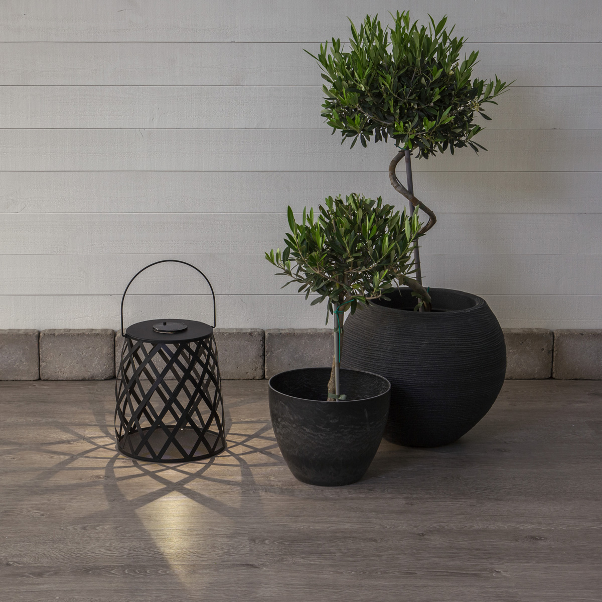 LED  Solar Laterne CALABRIA - warmweiße LED - H: 28cm - Dämmerungssensor - outdoor LED  Solar Laterne CALABRIA - warmweiße LED - H: 28cm - Dämmerungssensor - outdoor