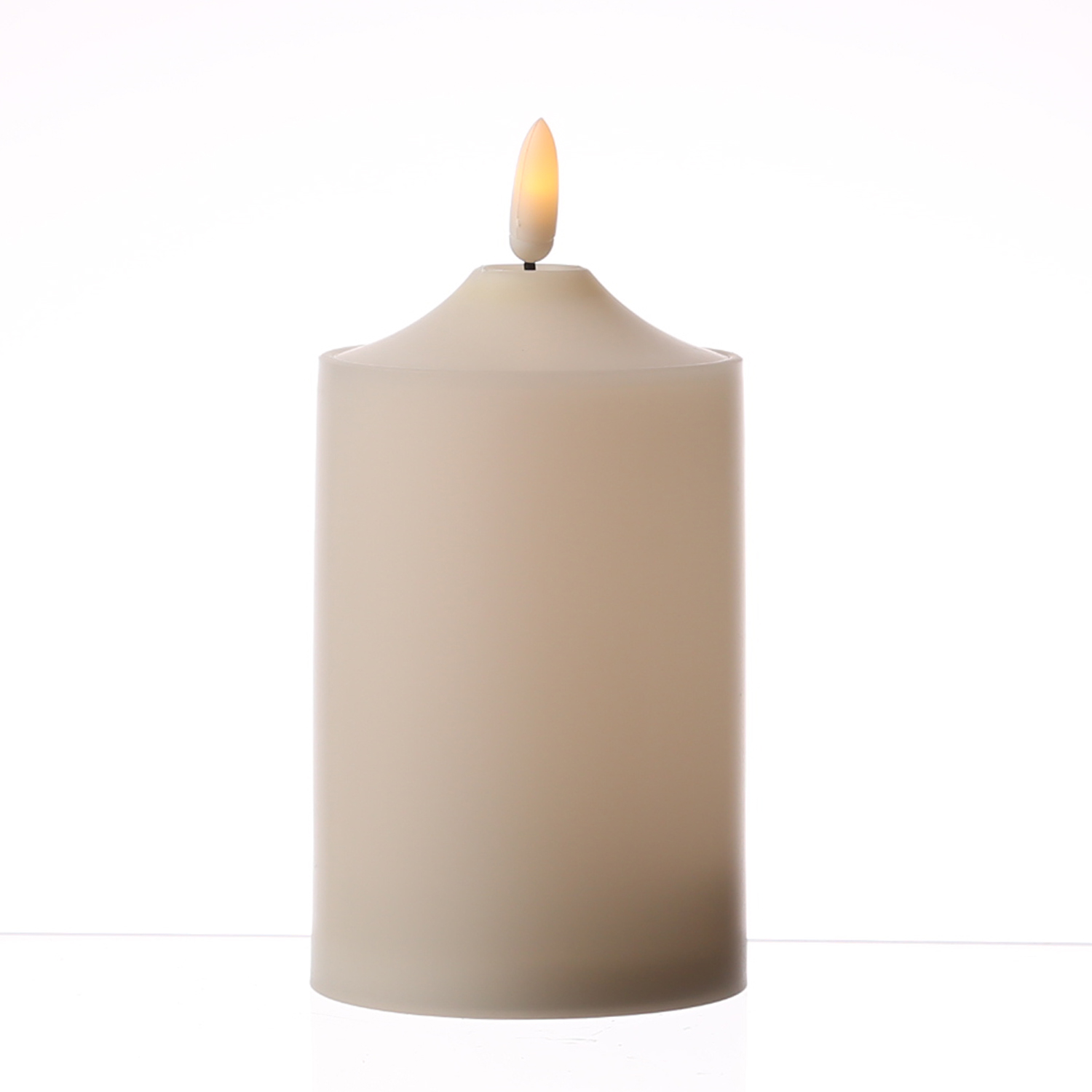 LED Stumpenkerze Flamme - Kunststoff - warmweiße 3D Flamme - H: 15cm - Timer - outdoor - creme LED Stumpenkerze Flamme - Kunststoff - warmweiße 3D Flamme - H: 15cm - Timer - outdoor - creme