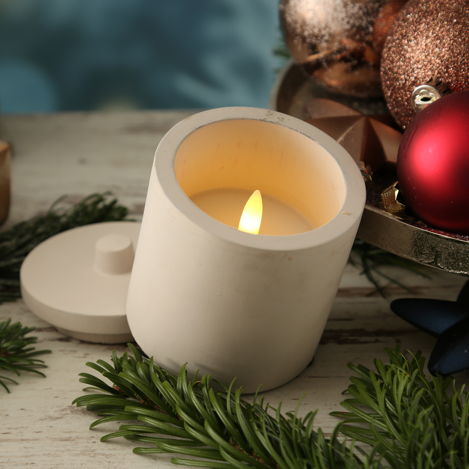 LED Kerzen im Topf - mit Deckel - Betonoptik - Timer - H: 10cm D: 8cm - weiß - 3er Set LED Kerzen im Topf - mit Deckel - Betonoptik - Timer - H: 10cm D: 8cm - weiß - 3er Set