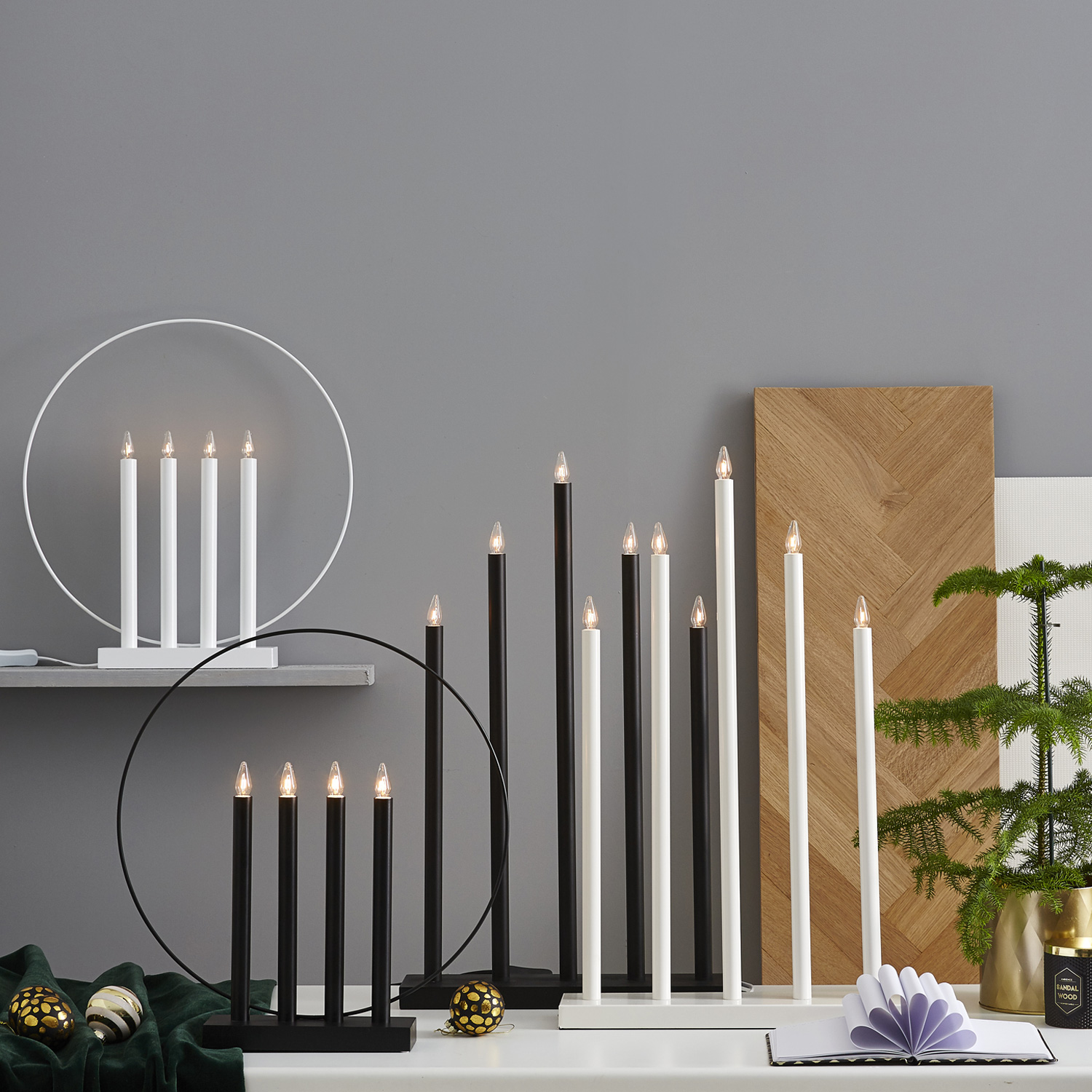 Fensterleuchter "Holy" - 5flammig - warmweiße Glühlampen - H: 64cm - Schalter - Schwarz