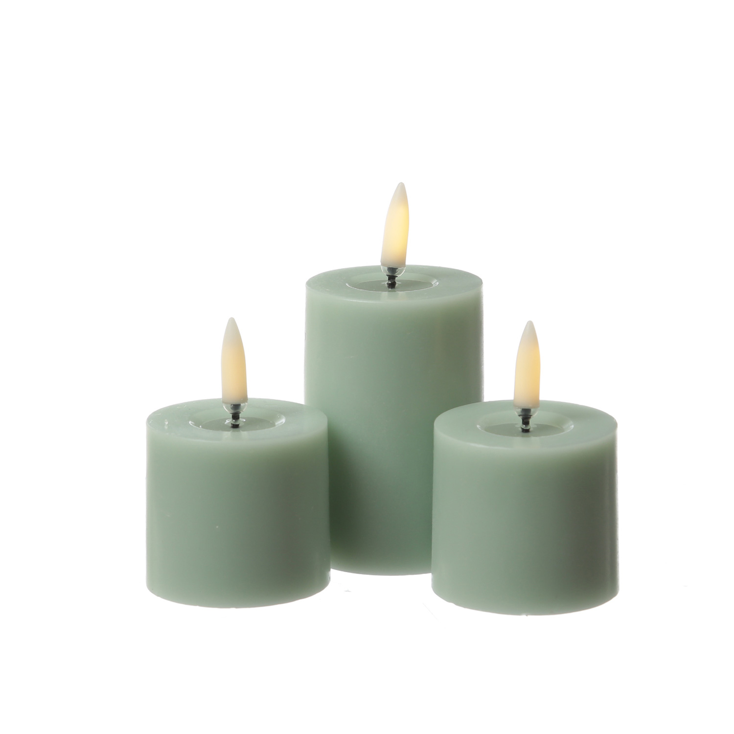 LED Mini Kerze THEA - Echtwachs - Wachsspiegel - D: 5cm - H: 7,5cm - Timer - salbeigrün LED Mini Kerze THEA - Echtwachs - Wachsspiegel - D: 5cm - H: 7,5cm - Timer - salbeigrün