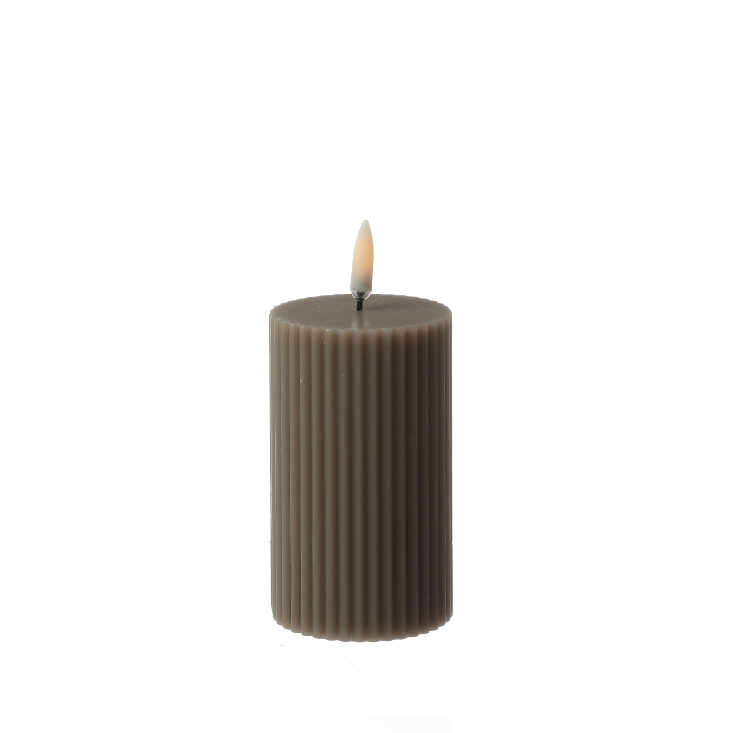LED Kerze THEA - mit Rillen - Echtwachs - 3D Flamme - D: 5,8cm - H: 10,1cm - Timer - sand/taupe