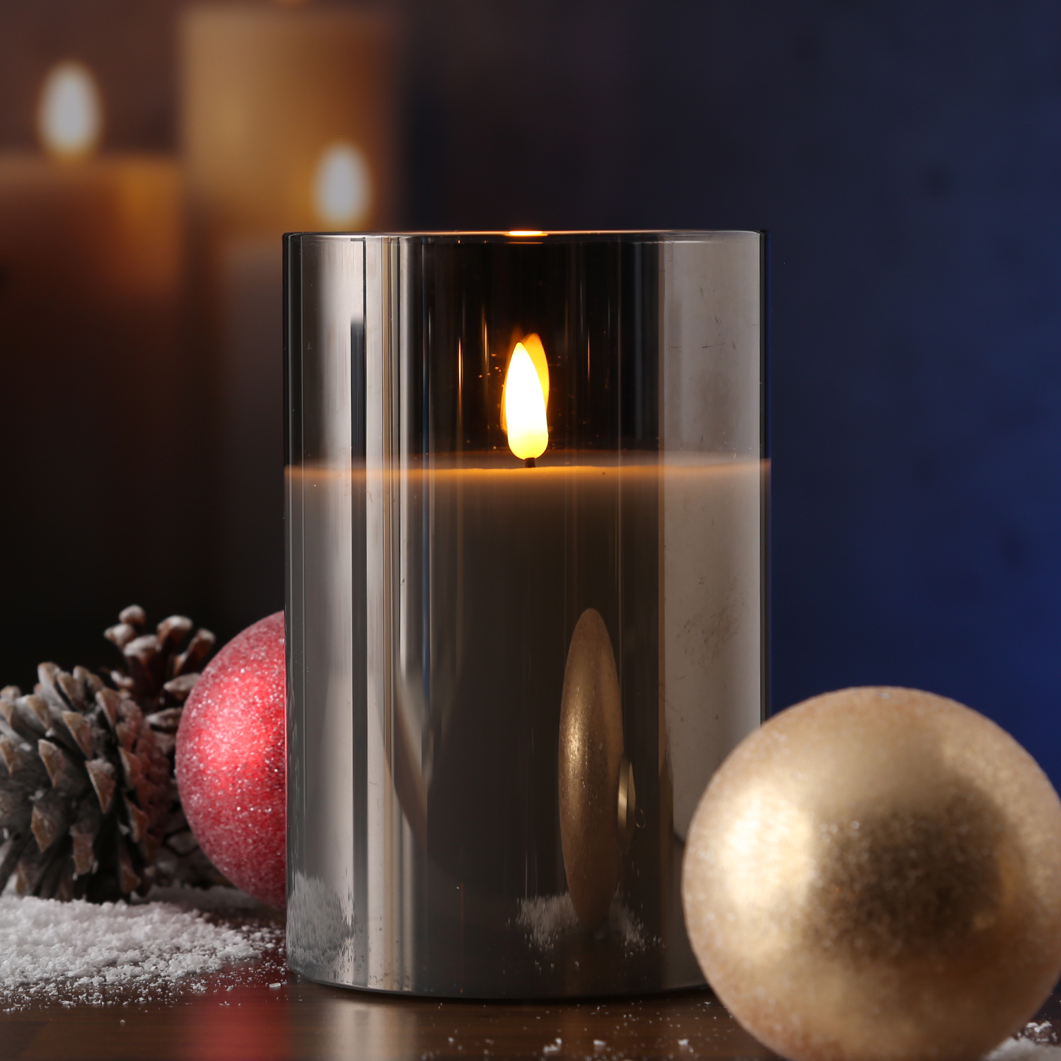 LED Kerze im Glas - Windlicht - Echtwachs - flackernde 3D Flamme - Timer - H: 15cm - rauchgrau LED Kerze im Glas - Windlicht - Echtwachs - flackernde 3D Flamme - Timer - H: 15cm - rauchgrau