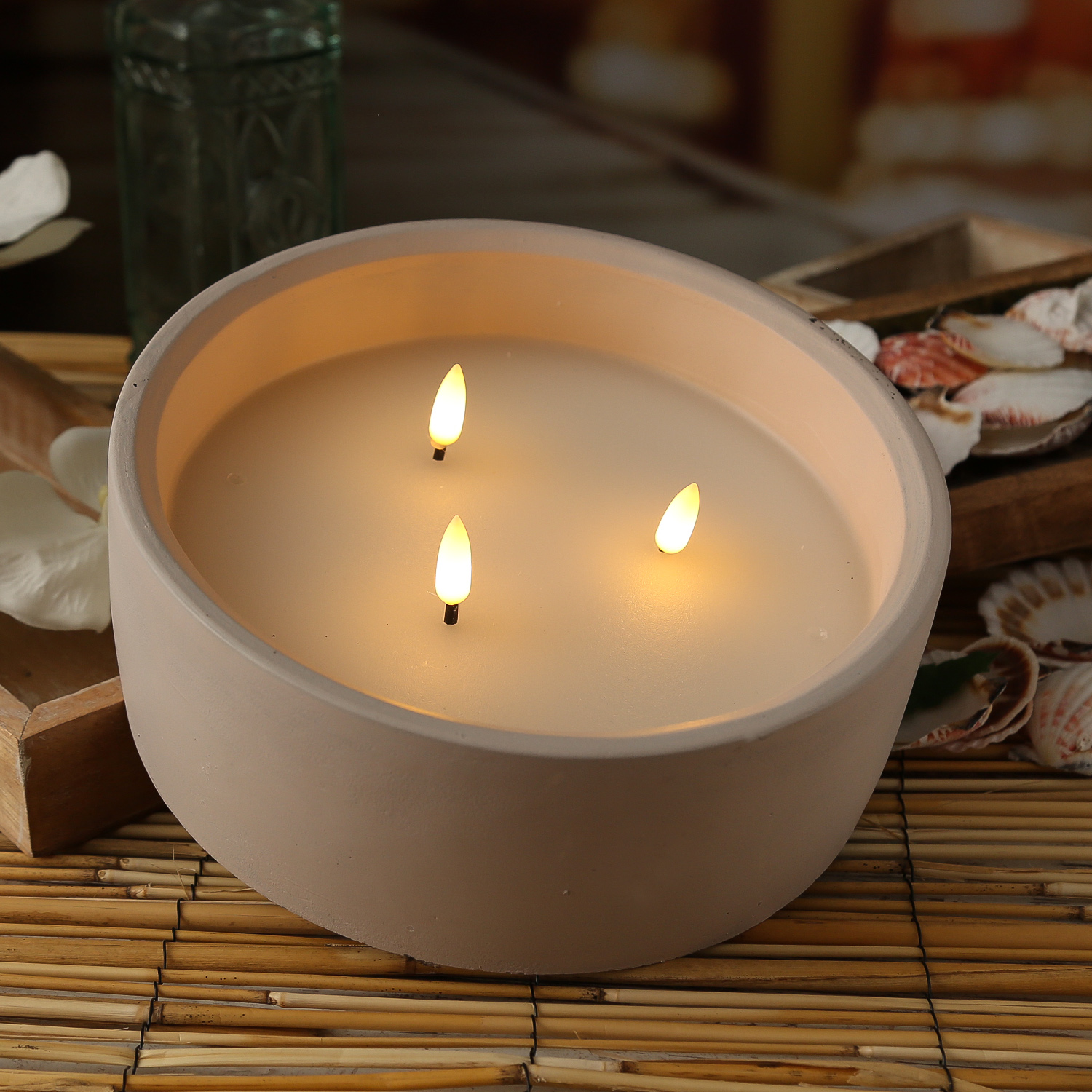 XXL LED Kerze Flamme - Betonoptik - Zement/Echtwachs - 3-Docht - Timer - H: 8cm D: 20cm - weiß