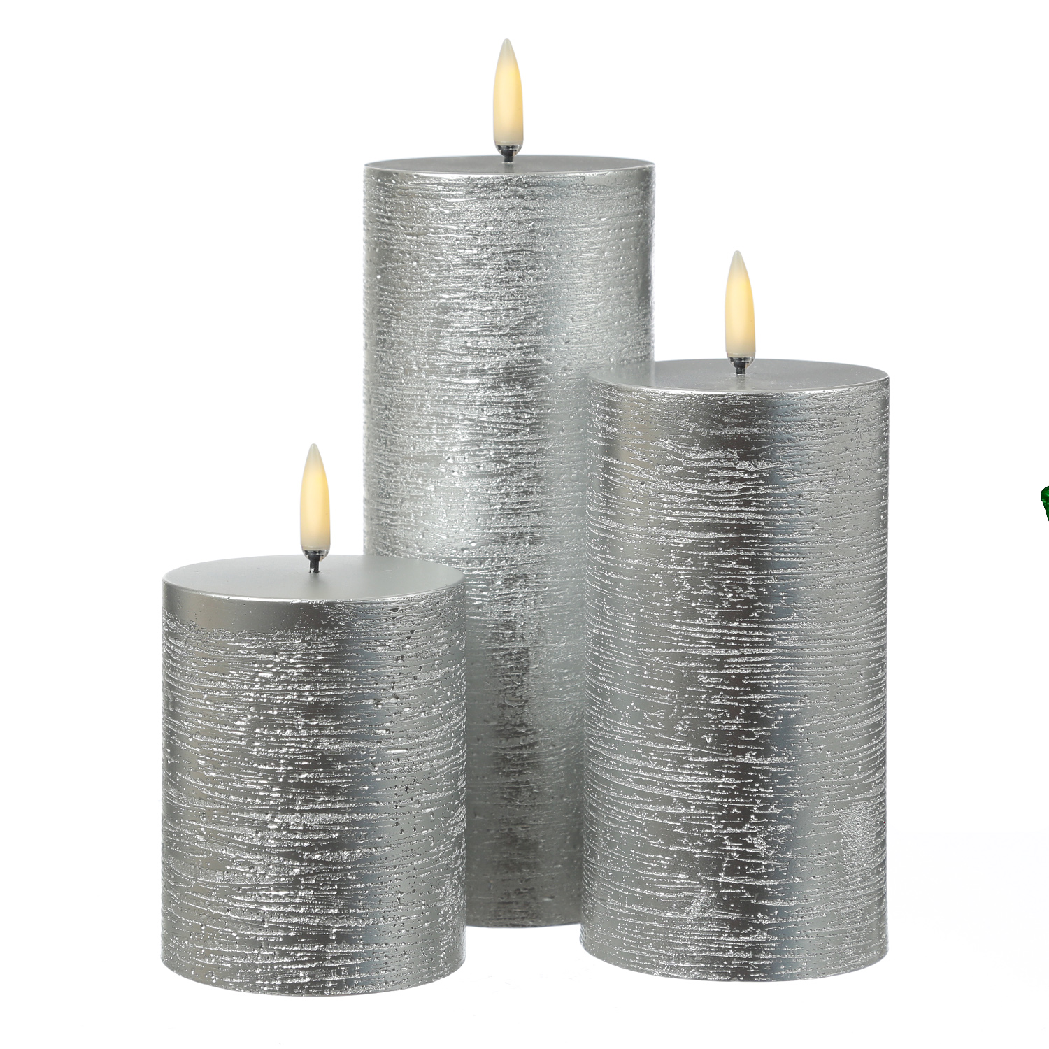LED Kerze PIA - Rustik-Optik - Echtwachs - H: 15cm - D: 7,8cm - Timer - bis zu 1000 Std. - silber LED Kerze PIA - Rustik-Optik - Echtwachs - H: 15cm - D: 7,8cm - Timer - bis zu 1000 Std. - silber