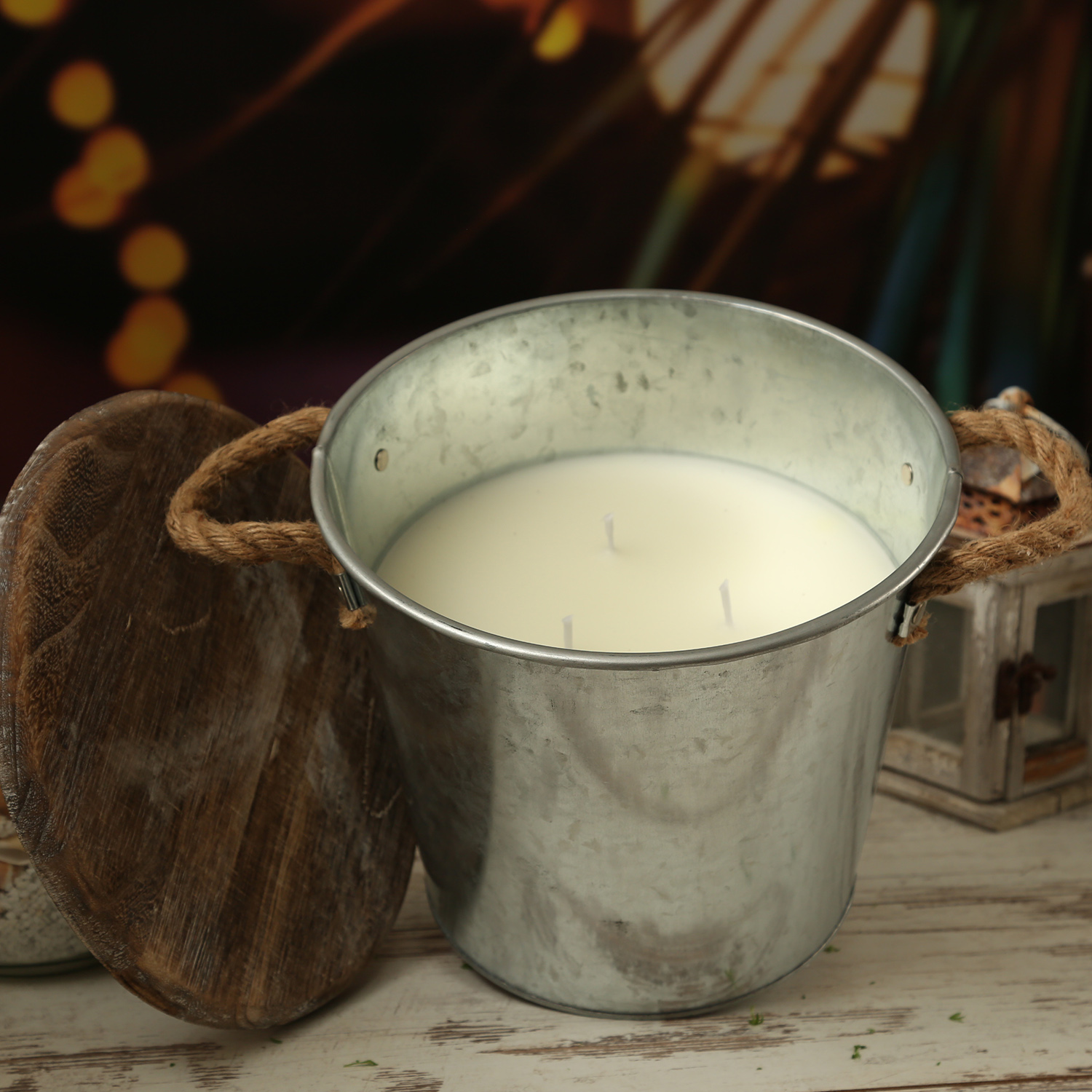 XL Duftkerze CITRONELLA - im Metalleimer mit Deckel - 3-Docht - Echwachs - H: 23cm -  silber