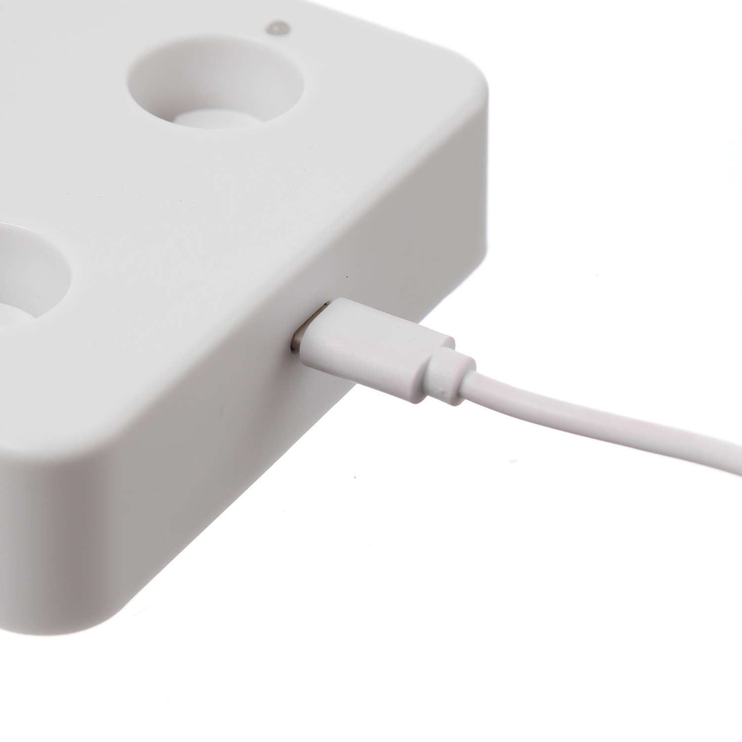 LED Stabkerzen LISA - Echtwachs - mit Ladestation - inkl. Fernbedienung - H: 25cm - rot - 4er Set