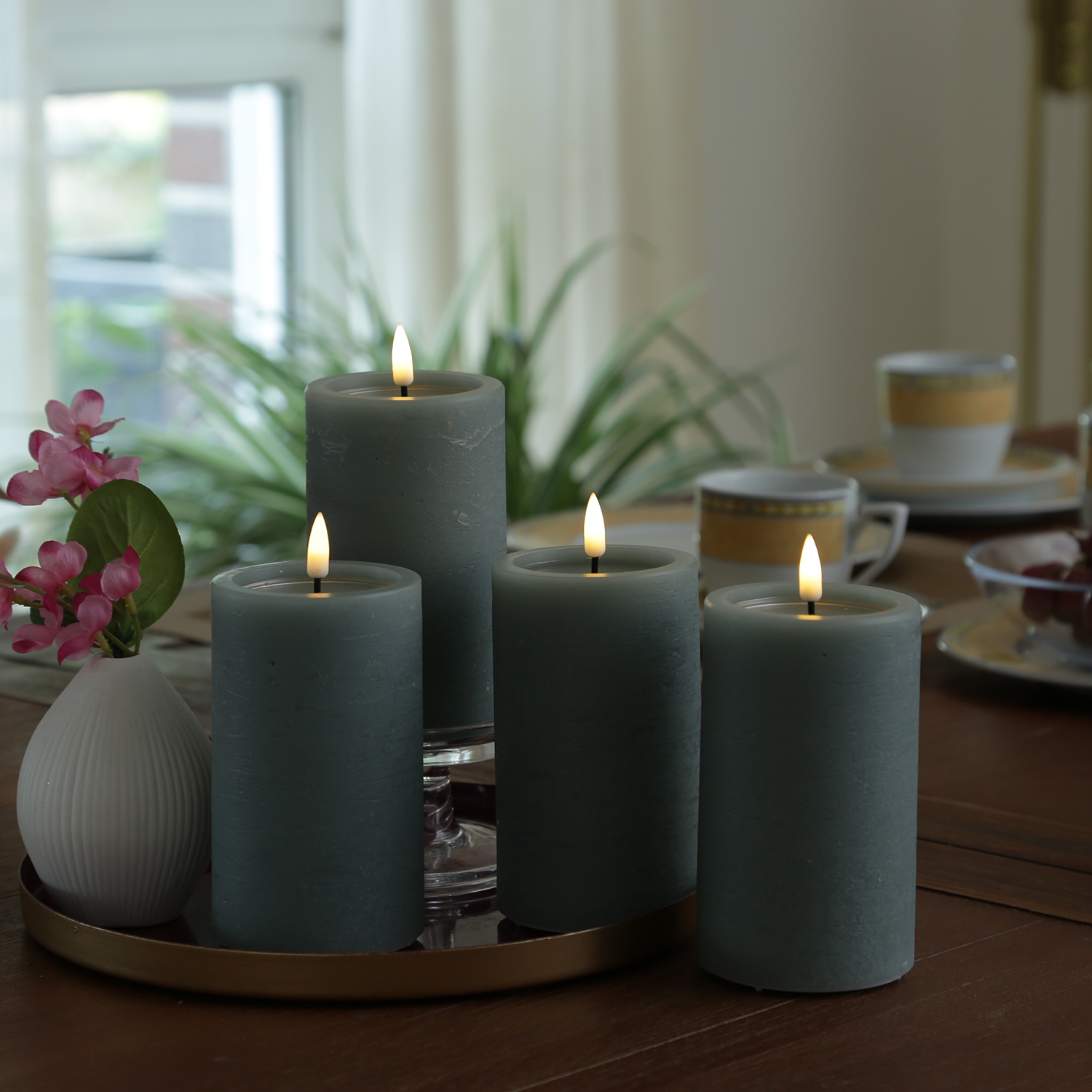 LED Kerzenset UNIQUE - Rustik-Optik - H: 12,5cm - mit Batterien und Fernbedienung - grün - 4er Set LED Kerzenset UNIQUE - Rustik-Optik - H: 12,5cm - mit Batterien und Fernbedienung - grün - 4er Set