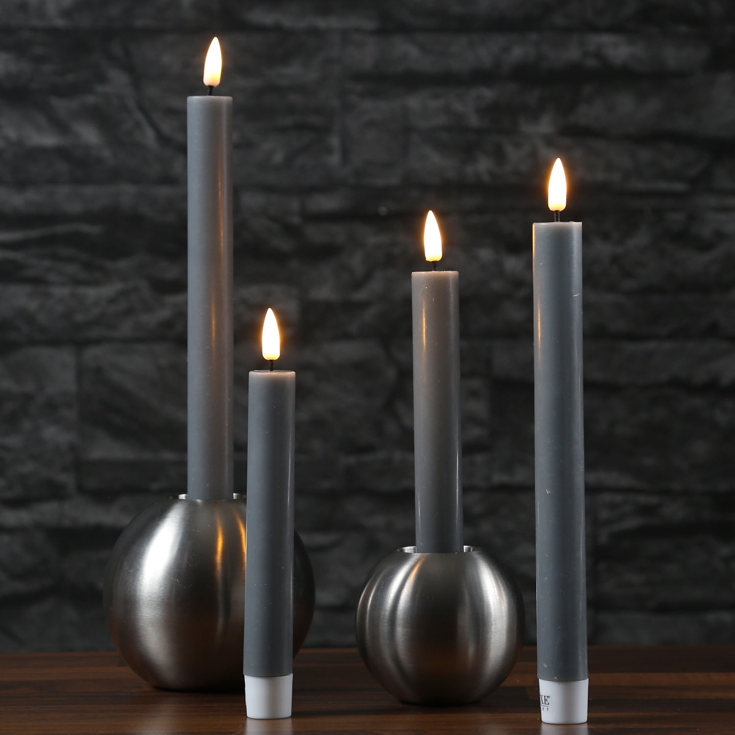 LED Stabkerzen MIA - Echtwachs - realistische 3D Flamme - H: 15cm - Batteriebetrieb - grau - 2 Stk LED Stabkerzen MIA - Echtwachs - realistische 3D Flamme - H: 15cm - Batteriebetrieb - grau - 2 Stk