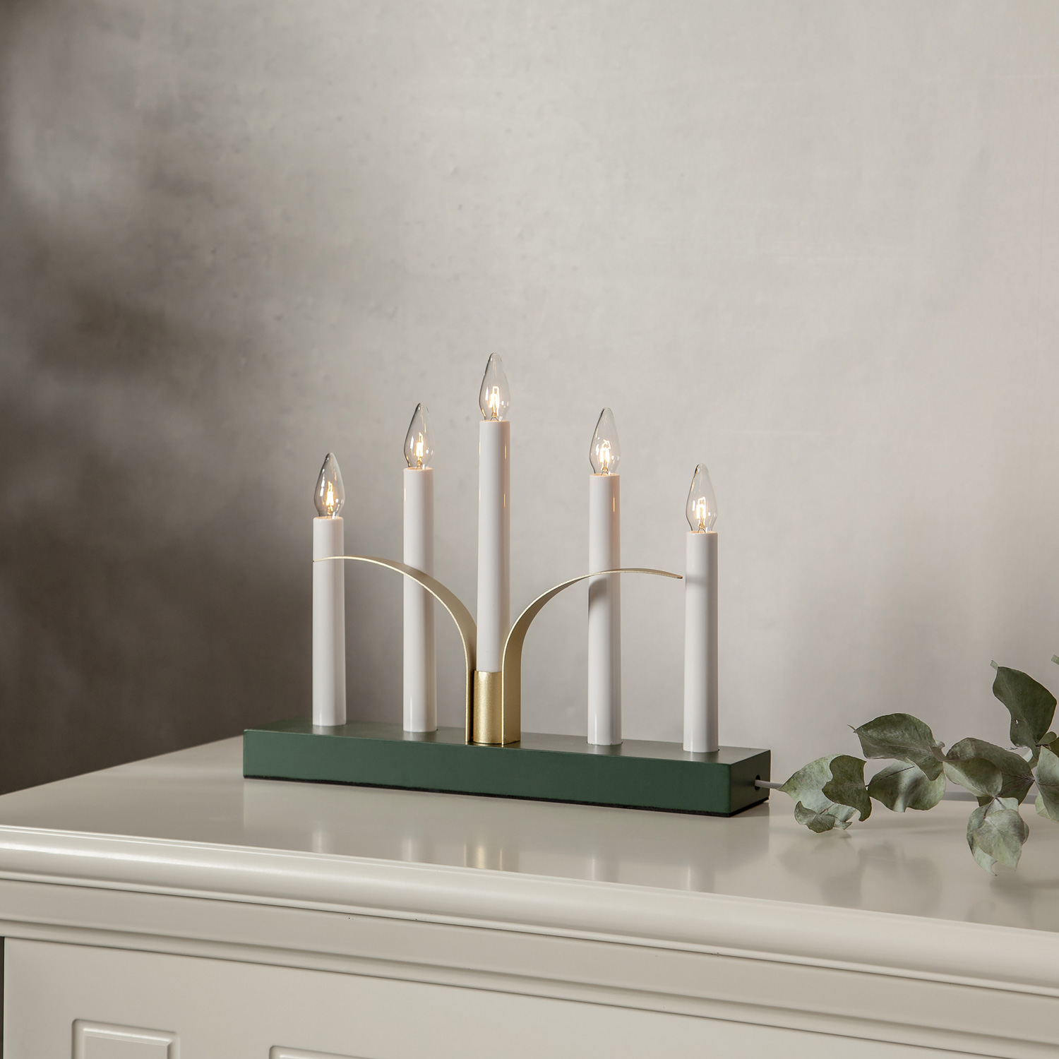 Fensterleuchter LILJA - Stimmungsleuchter mit Verzierung - H: 25cm - warmweiße E10 Glühlampen - grün Fensterleuchter LILJA - Stimmungsleuchter mit Verzierung - H: 25cm - warmweiße E10 Glühlampen - grün