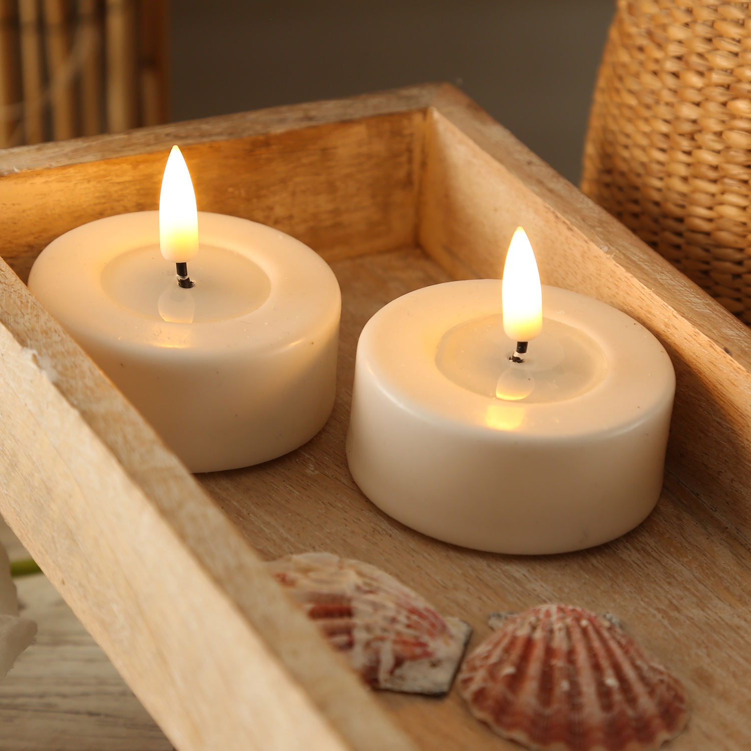 LED Teelicht MIA - Kunststoff - realistische 3D Flamme - H:4,5cm - D:6,1cm - Batterie - weiß - 2Stk. LED Teelicht MIA - Kunststoff - realistische 3D Flamme - H:4,5cm - D:6,1cm - Batterie - weiß - 2Stk.