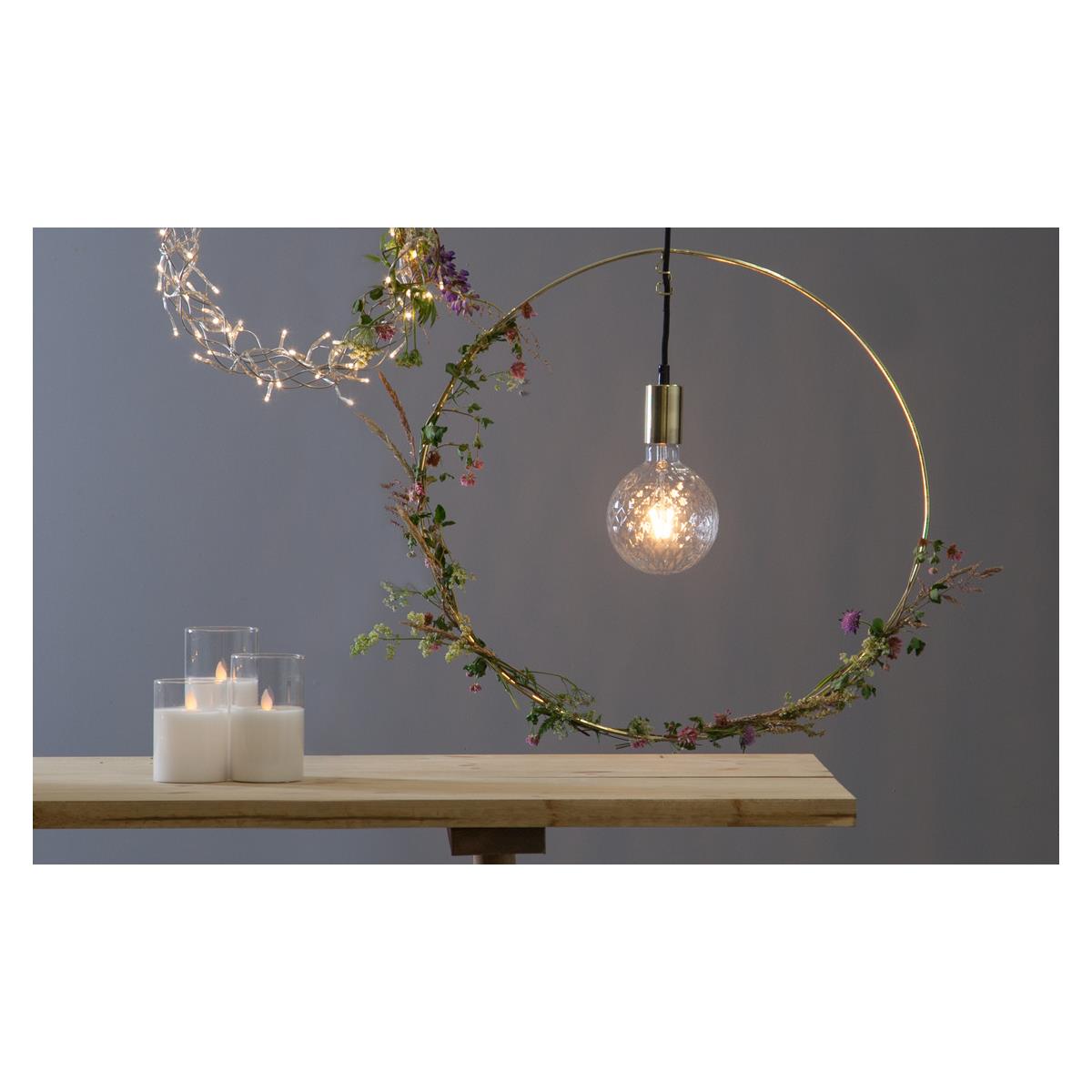 LED Windlicht "Twinkle" - Echtwachs - mechanische Flamme - Timer - H: 10cm - weiß LED Windlicht "Twinkle" - Echtwachs - mechanische Flamme - Timer - H: 10cm - weiß