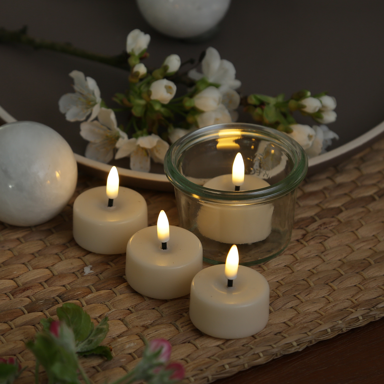 LED Mini Teelichter MIA - realistische 3D Flamme - D: 3,5cm - inkl. Batterien - creme - 4 Stück LED Mini Teelichter MIA - realistische 3D Flamme - D: 3,5cm - inkl. Batterien - creme - 4 Stück