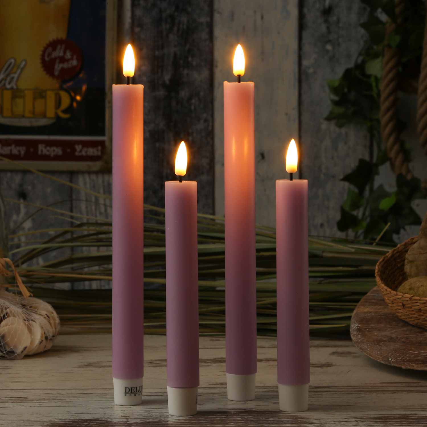 LED Stabkerzen MIA - Echtwachs - realistische 3D Flamme - H: 15cm - lavendel - 2 Stk LED Stabkerzen MIA - Echtwachs - realistische 3D Flamme - H: 15cm - lavendel - 2 Stk