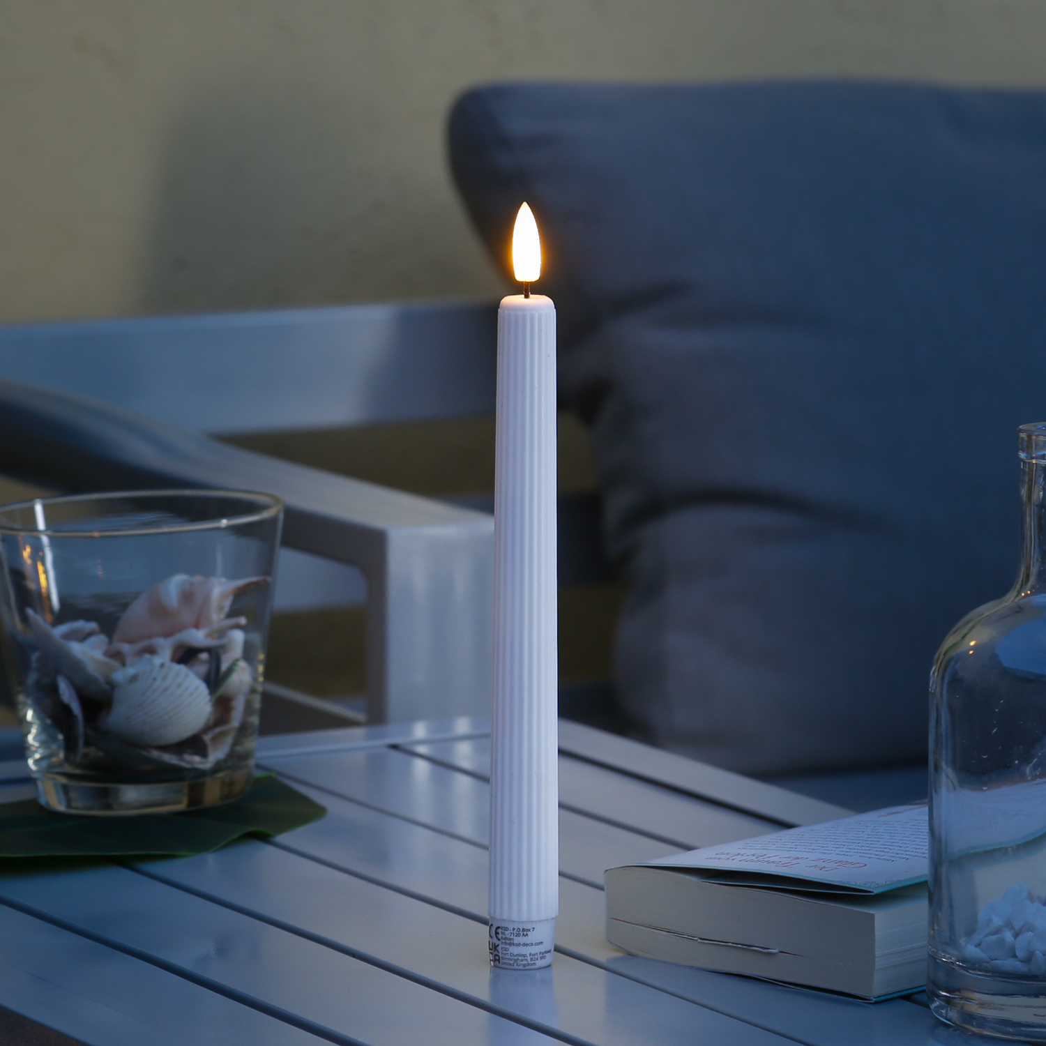 LED Stabkerze LIV - LED Tafelkerzen mit Rillen - Kunststoff - H: 25cm - Timer - weiß - 2er Set