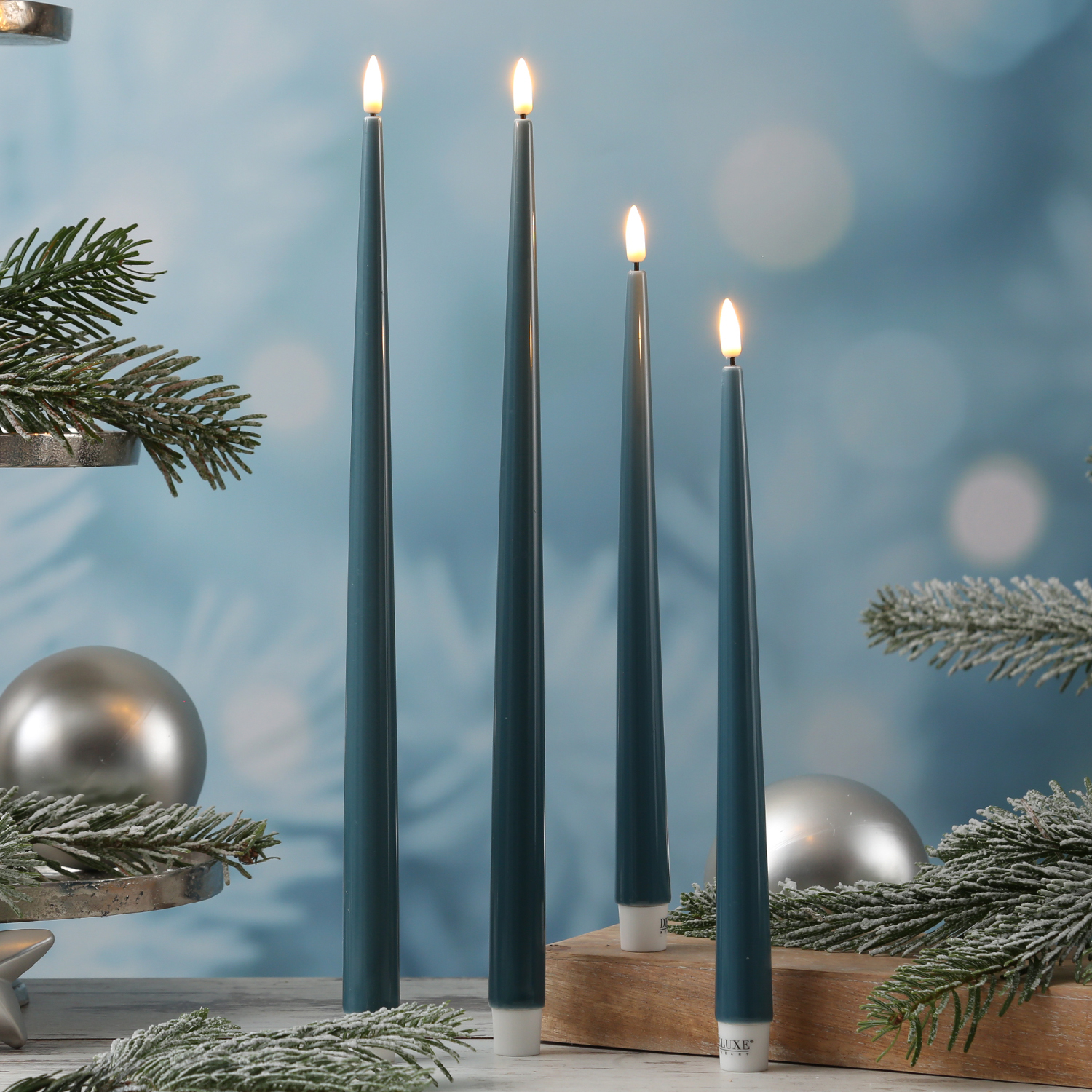LED Stabkerzen ELLA - Echtwachs - realistische 3D Flamme - H: 38cm - jadegrün - 2 Stück