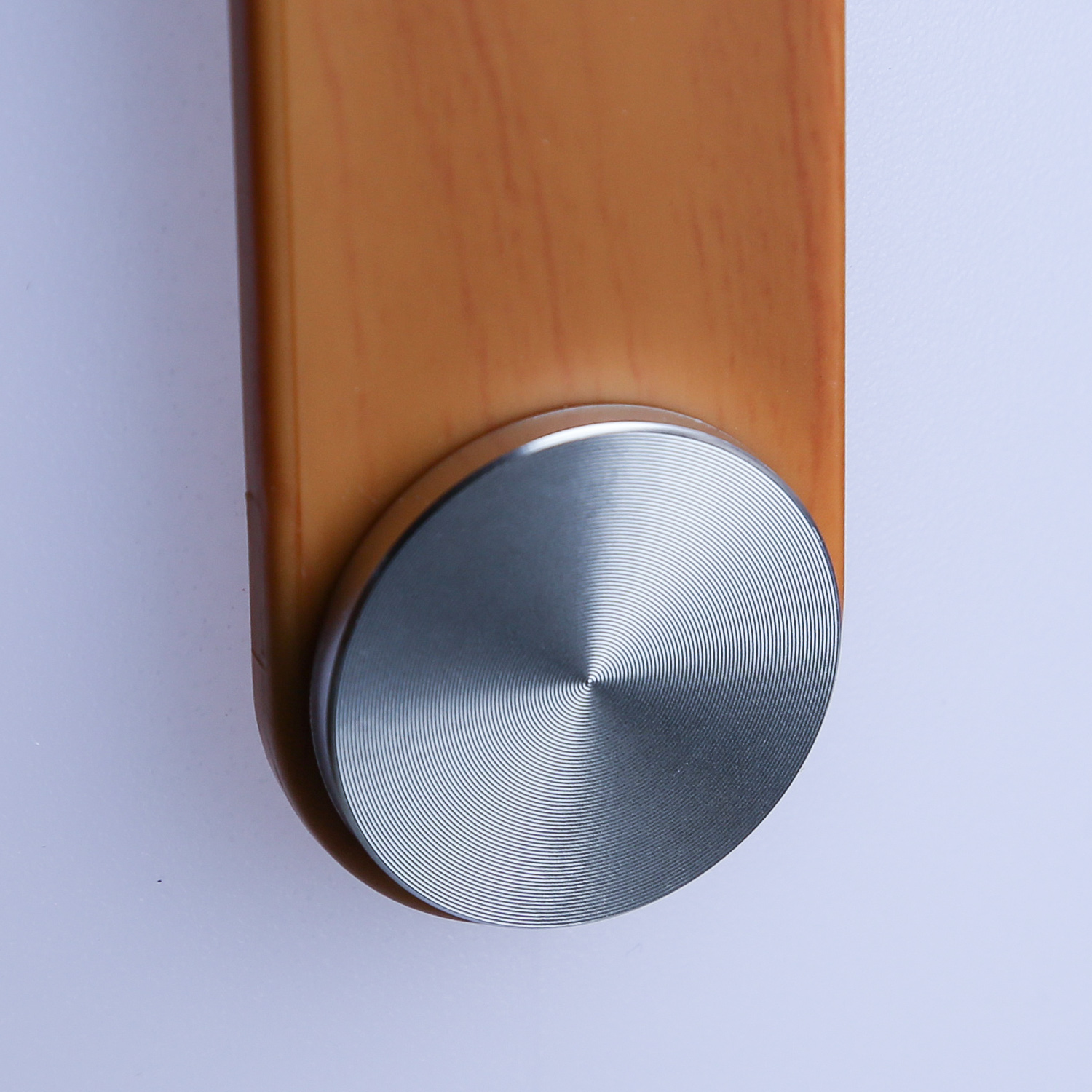 LED Lautsprecher - Gartenlautsprecher - Bluetooth - 9 warmweiße LED - H: 32cm - Outdoor LED Lautsprecher - Gartenlautsprecher - Bluetooth - 9 warmweiße LED - H: 32cm - Outdoor