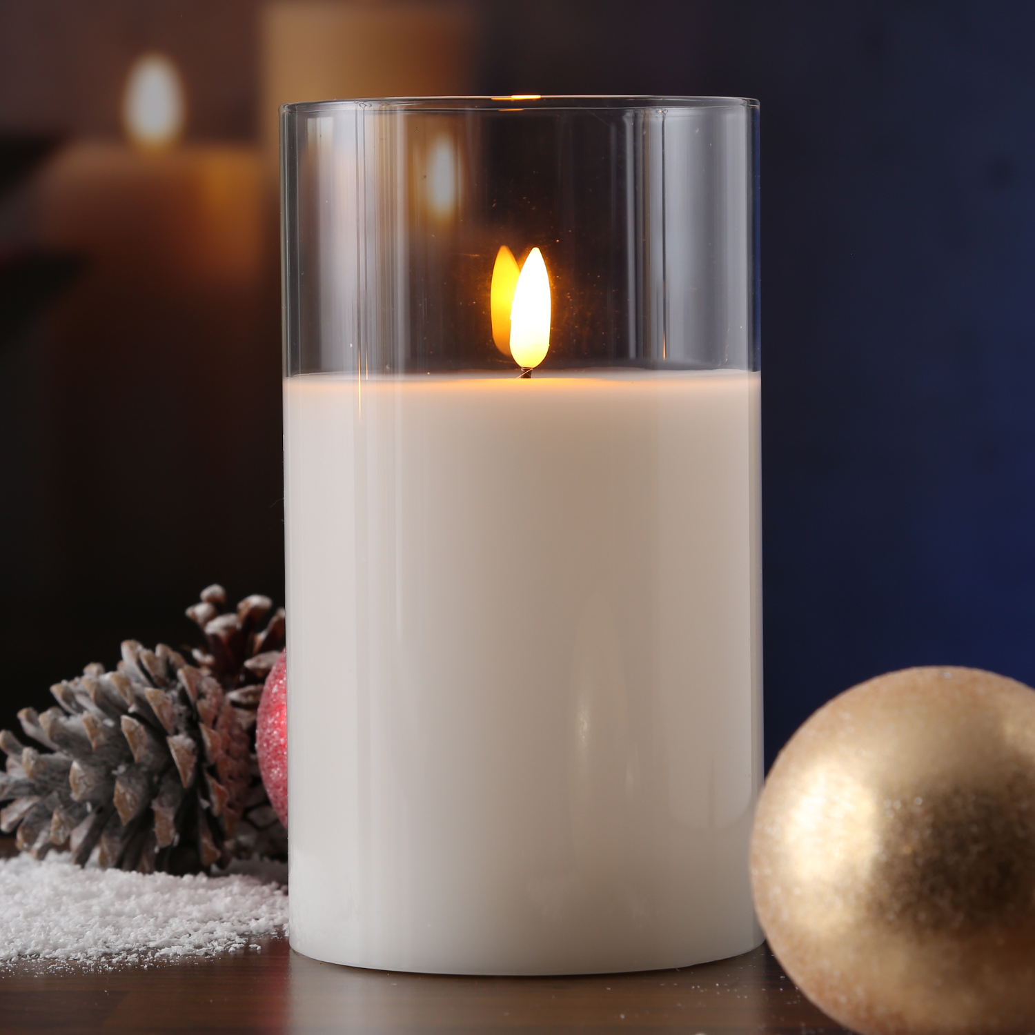 LED Kerze im Glas - Windlicht - Echtwachs - flackernde 3D Flamme - Timer - H: 17,5cm - D:10cm - weiß LED Kerze im Glas - Windlicht - Echtwachs - flackernde 3D Flamme - Timer - H: 17,5cm - D:10cm - weiß