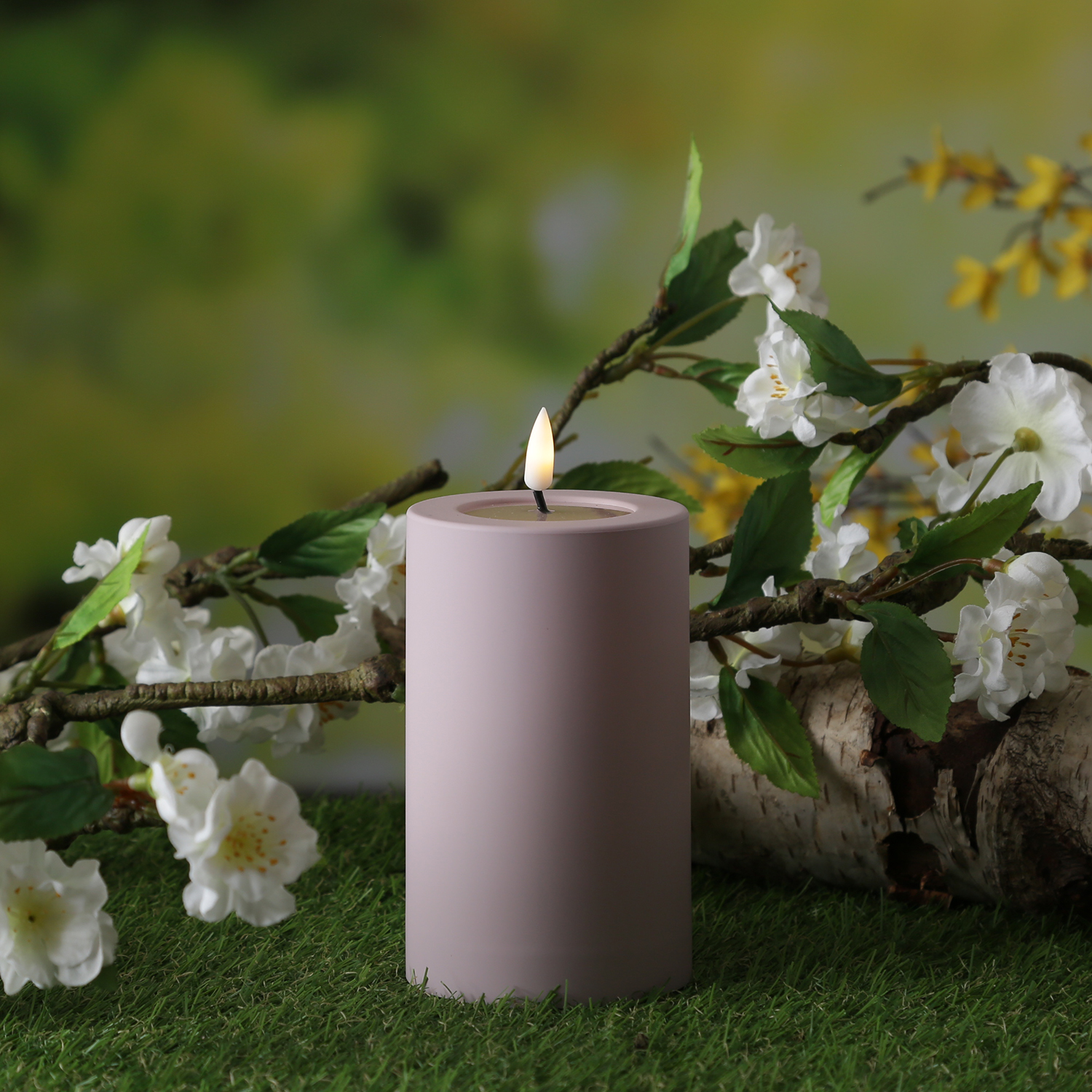 LED Stumpenkerze MIA - Kunststoff - realistische 3D Flamme - H: 12,5cm - outdoor - pastell lila LED Stumpenkerze MIA - Kunststoff - realistische 3D Flamme - H: 12,5cm - outdoor - pastell lila