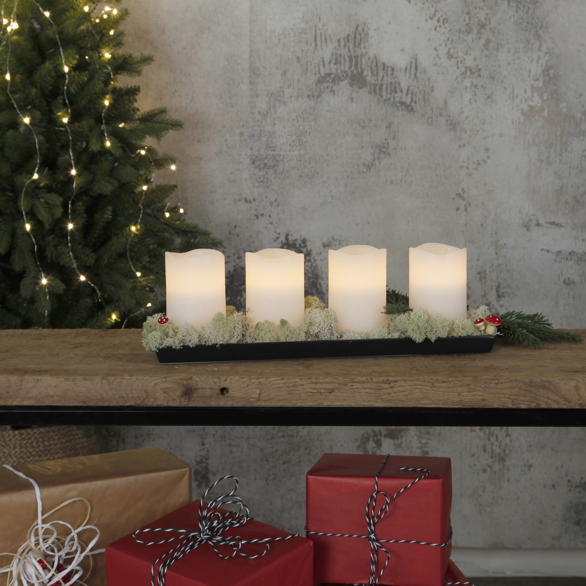 LED Kerzenset "May" - Echtwachs - flackernde LED - Timer - H: 12,5cm, D: 7,5cm - weiß - 4er Set LED Kerzenset "May" - Echtwachs - flackernde LED - Timer - H: 12,5cm, D: 7,5cm - weiß - 4er Set