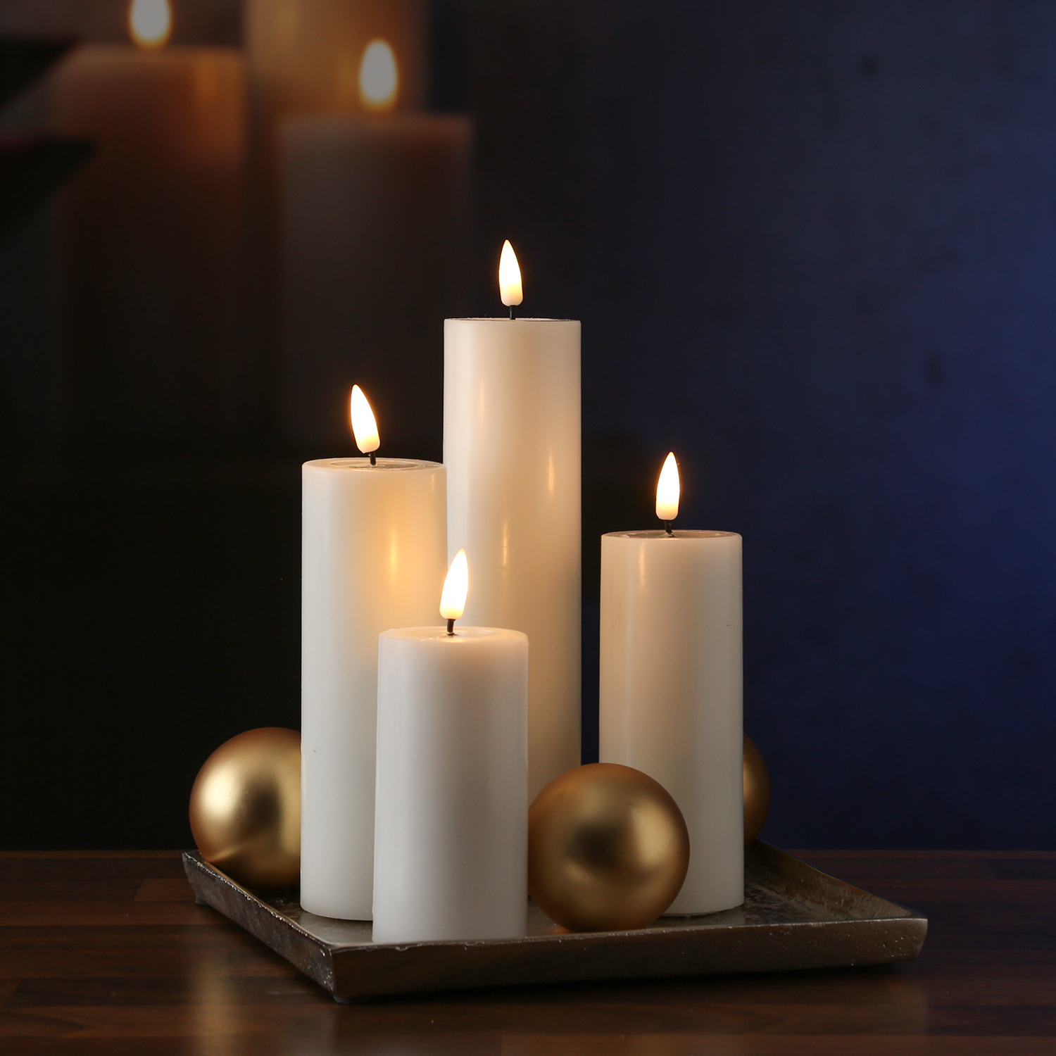 LED Stumpenkerze MIA - Echtwachs - realistische 3D Flamme - D: 5cm H: 12,5cm - Batterie - weiß LED Stumpenkerze MIA - Echtwachs - realistische 3D Flamme - D: 5cm H: 12,5cm - Batterie - weiß