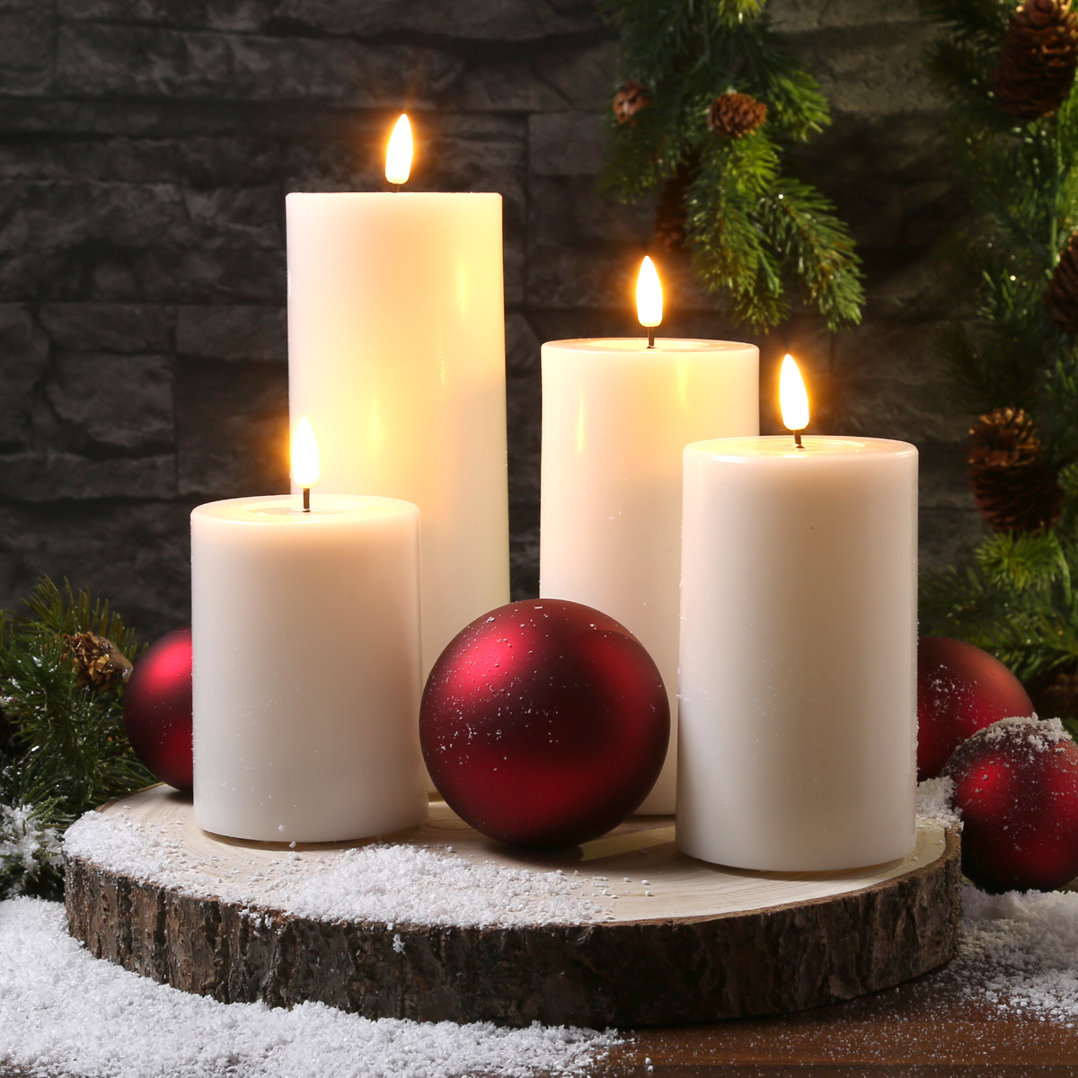 LED Kerzenset MIA - Echtwachs - 4 Größen - inkl. Batterien und Fernbedienung - weiß - 4er Set LED Kerzenset MIA - Echtwachs - 4 Größen - inkl. Batterien und Fernbedienung - weiß - 4er Set