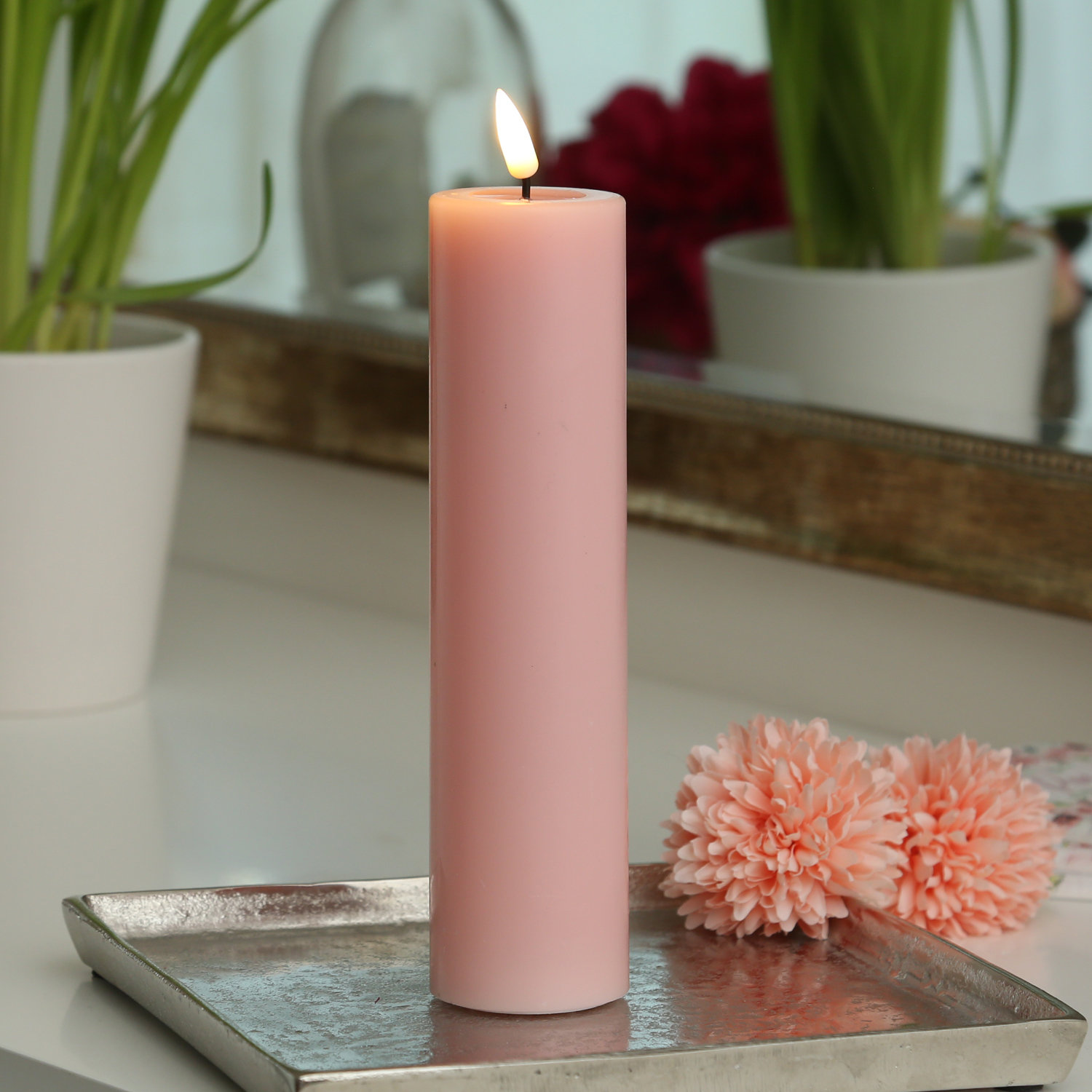 LED Stumpenkerze MIA - Echtwachs - realistische 3D Flamme -  H: 20cm D: 5cm - Batterie - rosa