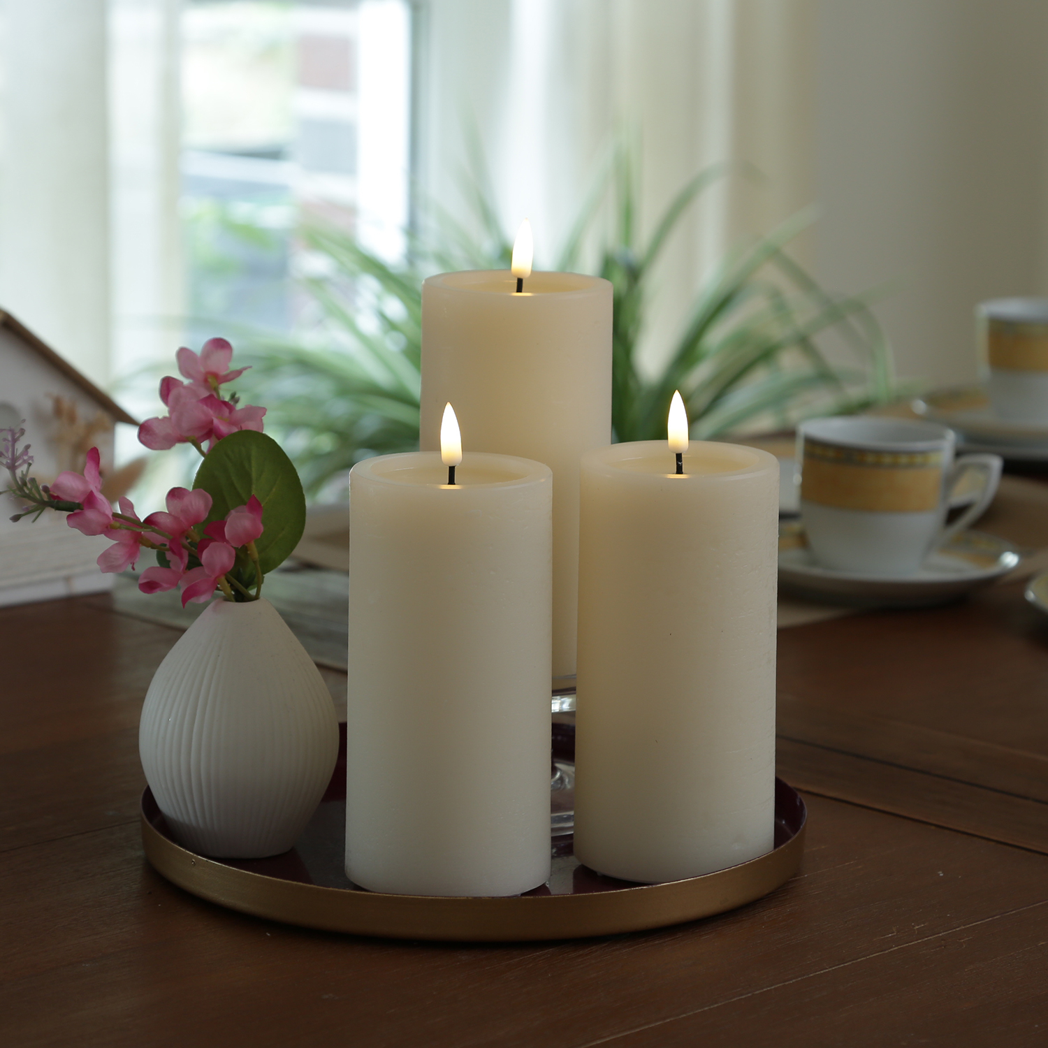 LED Kerze UNIQUE - Rustik-Optik - Echtwachs - H: 15cm - D: 7,5cm - bis zu 1500 Std. - creme LED Kerze UNIQUE - Rustik-Optik - Echtwachs - H: 15cm - D: 7,5cm - bis zu 1500 Std. - creme