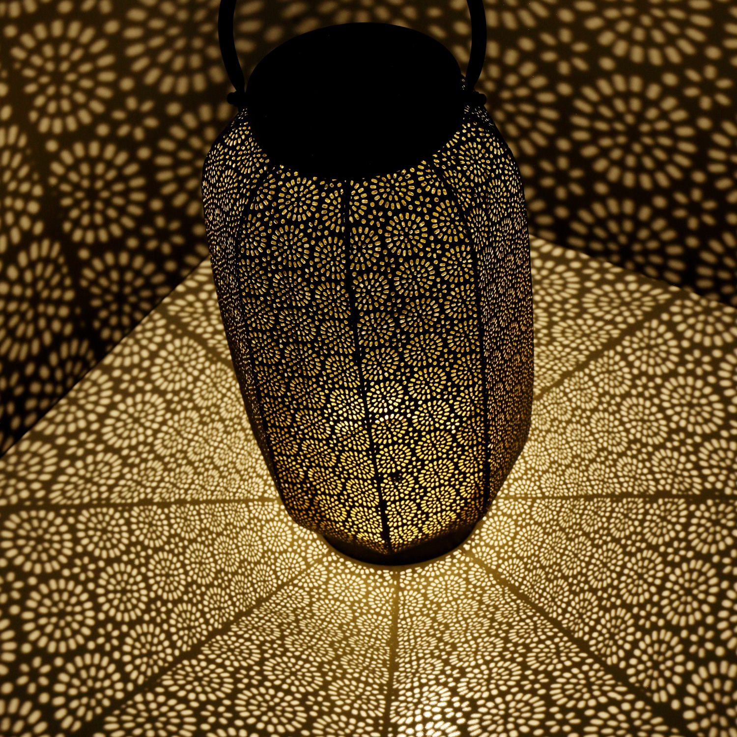 LED Solar Laterne - hängend u. stehend - Metall - warmweiße LED - H: 36cm - schwarz, gold