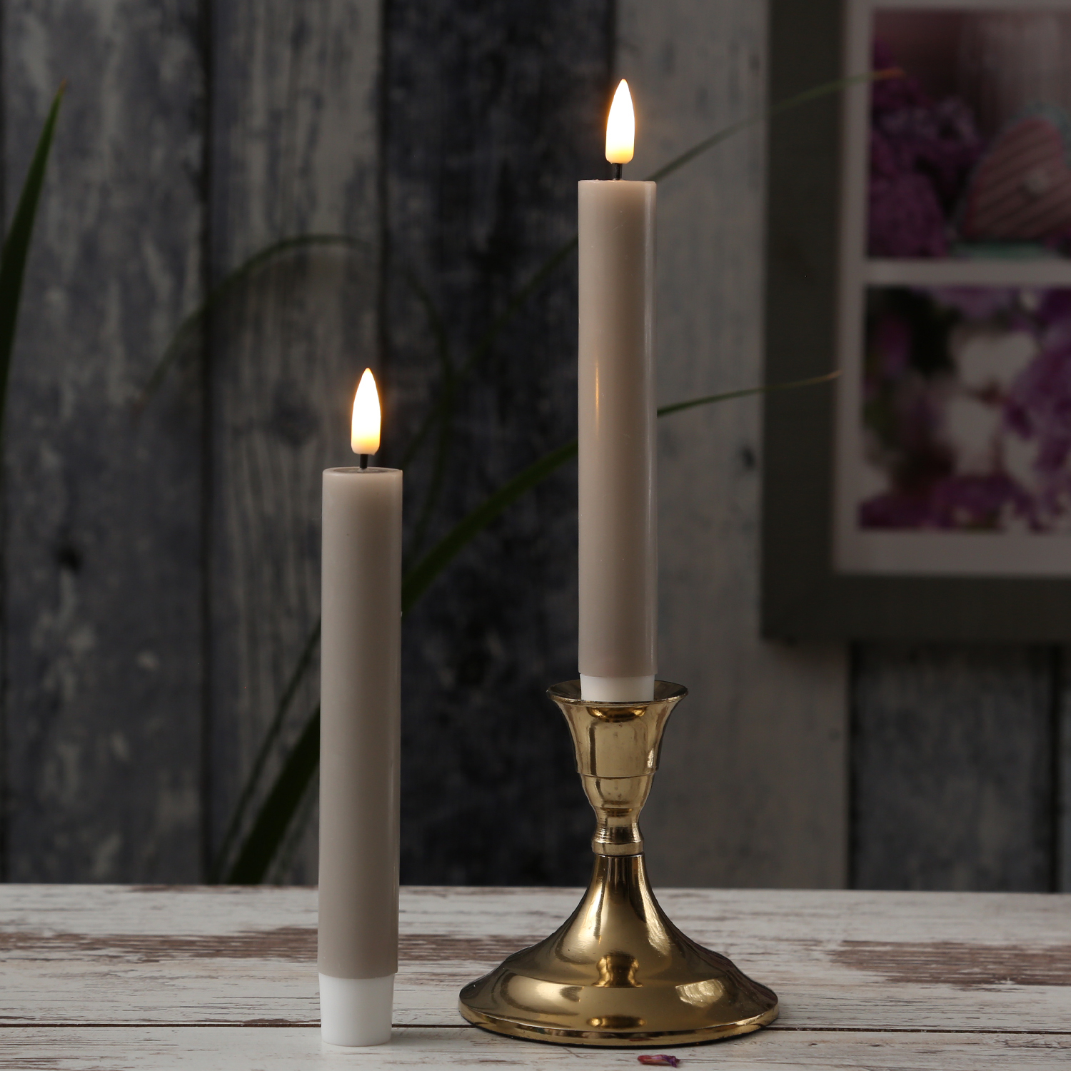 LED Stabkerzen MIA - Echtwachs - realistische 3D Flamme - H: 15cm - sand/taupe - 2 Stk LED Stabkerzen MIA - Echtwachs - realistische 3D Flamme - H: 15cm - sand/taupe - 2 Stk