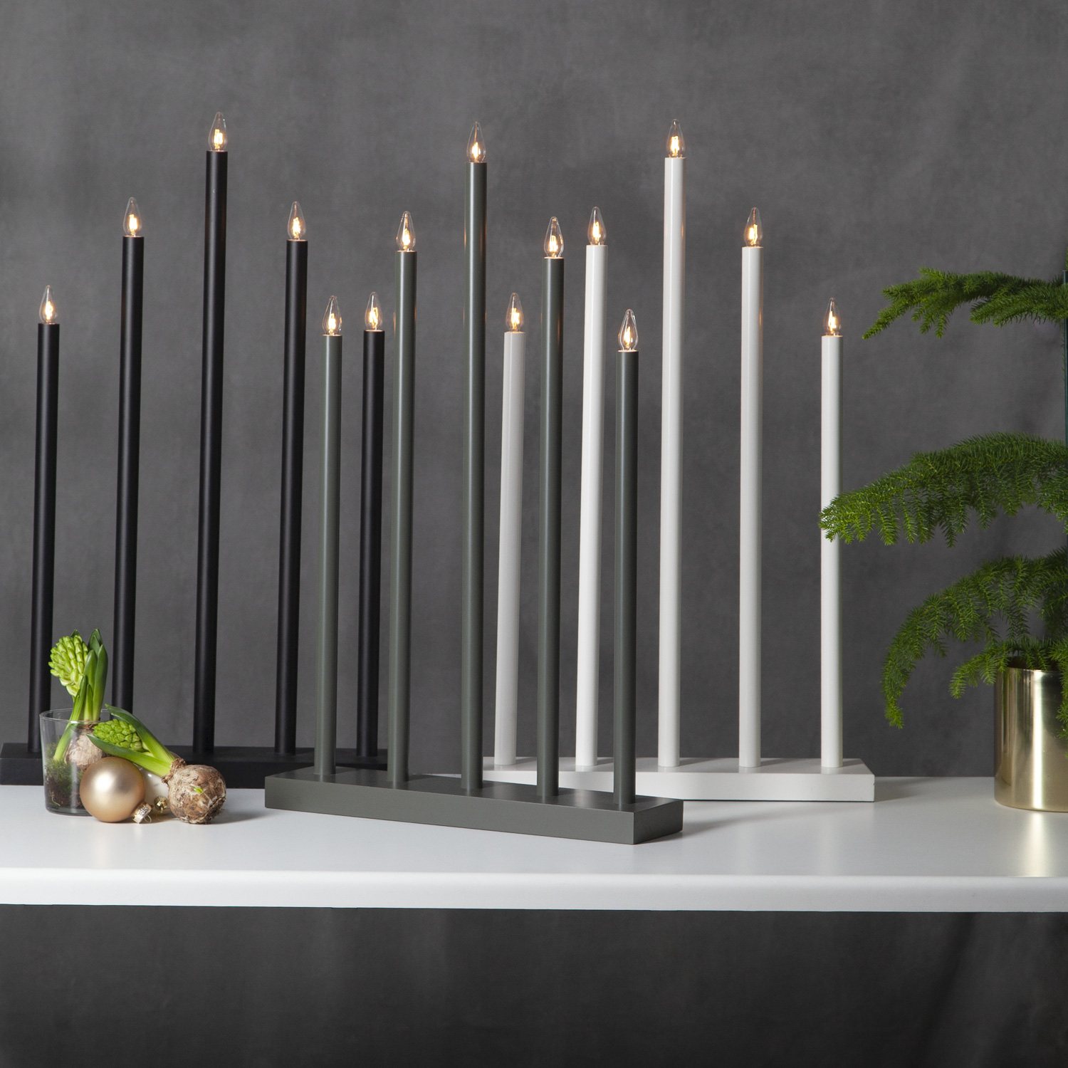 Fensterleuchter "Holy" - 5flammig - warmweiße Glühlampen - H: 64cm - Schalter - Schwarz