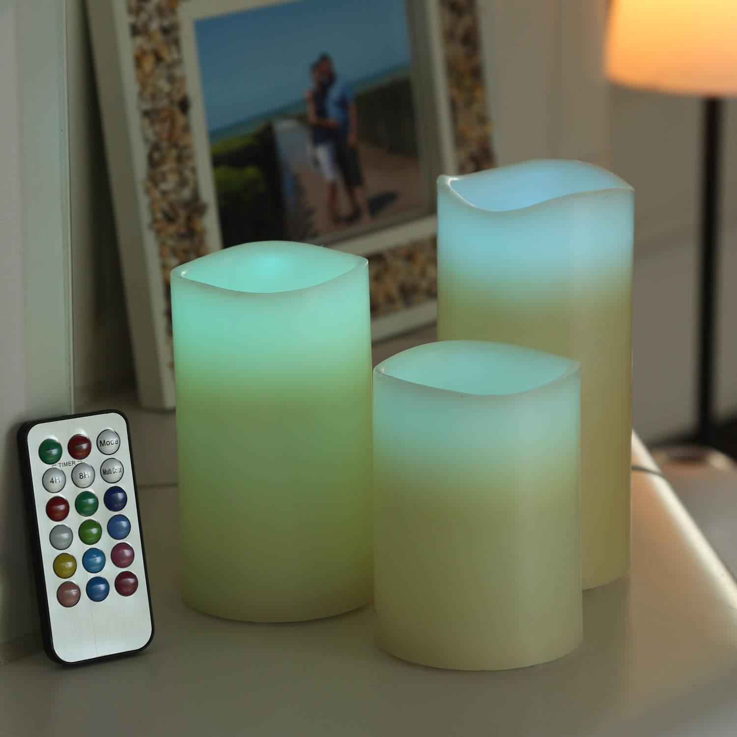 LED Kerze MULTI - Echtwachs - bunte LED - D: 7,5cm - inkl. Fernbedienung - Timer - creme - 3er Set LED Kerze MULTI - Echtwachs - bunte LED - D: 7,5cm - inkl. Fernbedienung - Timer - creme - 3er Set