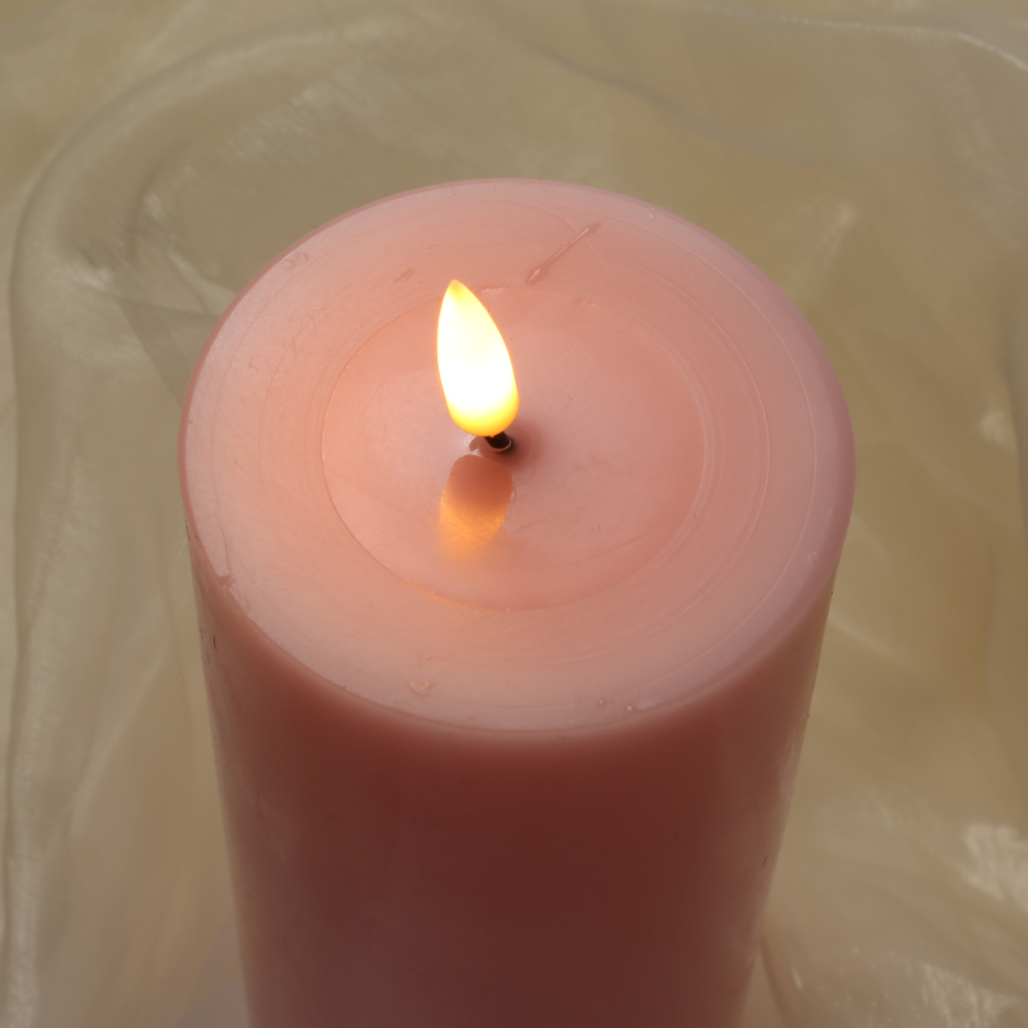 LED Stumpenkerze MIA - Echtwachs - realistische 3D Flamme - H: 10cm D: 5cm - Batterie - rosa LED Stumpenkerze MIA - Echtwachs - realistische 3D Flamme - H: 10cm D: 5cm - Batterie - rosa