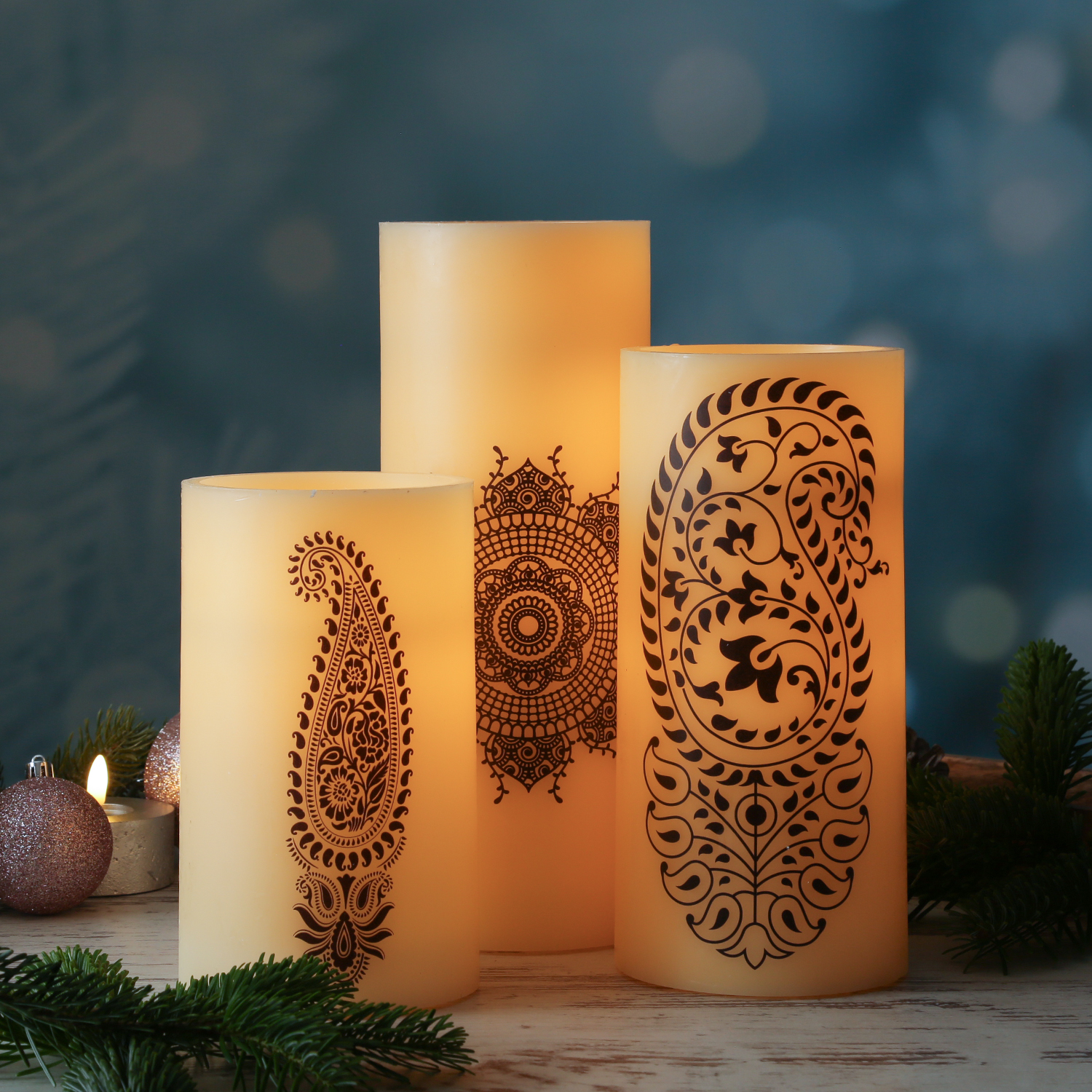 XXL LED Kerze Ornament - Echtwachs - flackernde LED - Timer - H: 25cm - D: 12cm