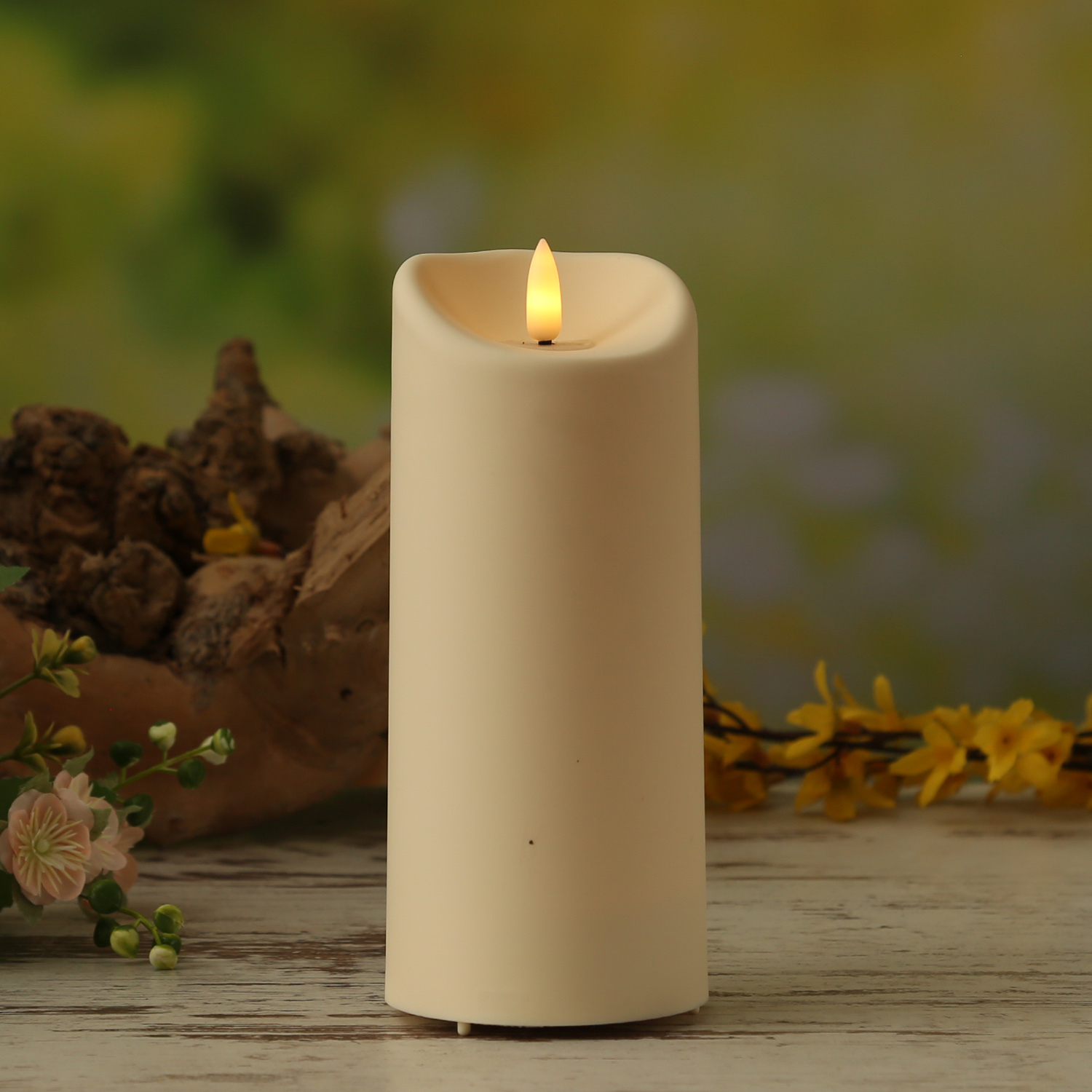 LED Stumpenkerze Flamme - Kunststoff - warmweiße 3D Flamme - H: 17,5cm - Timer - outdoor - creme LED Stumpenkerze Flamme - Kunststoff - warmweiße 3D Flamme - H: 17,5cm - Timer - outdoor - creme