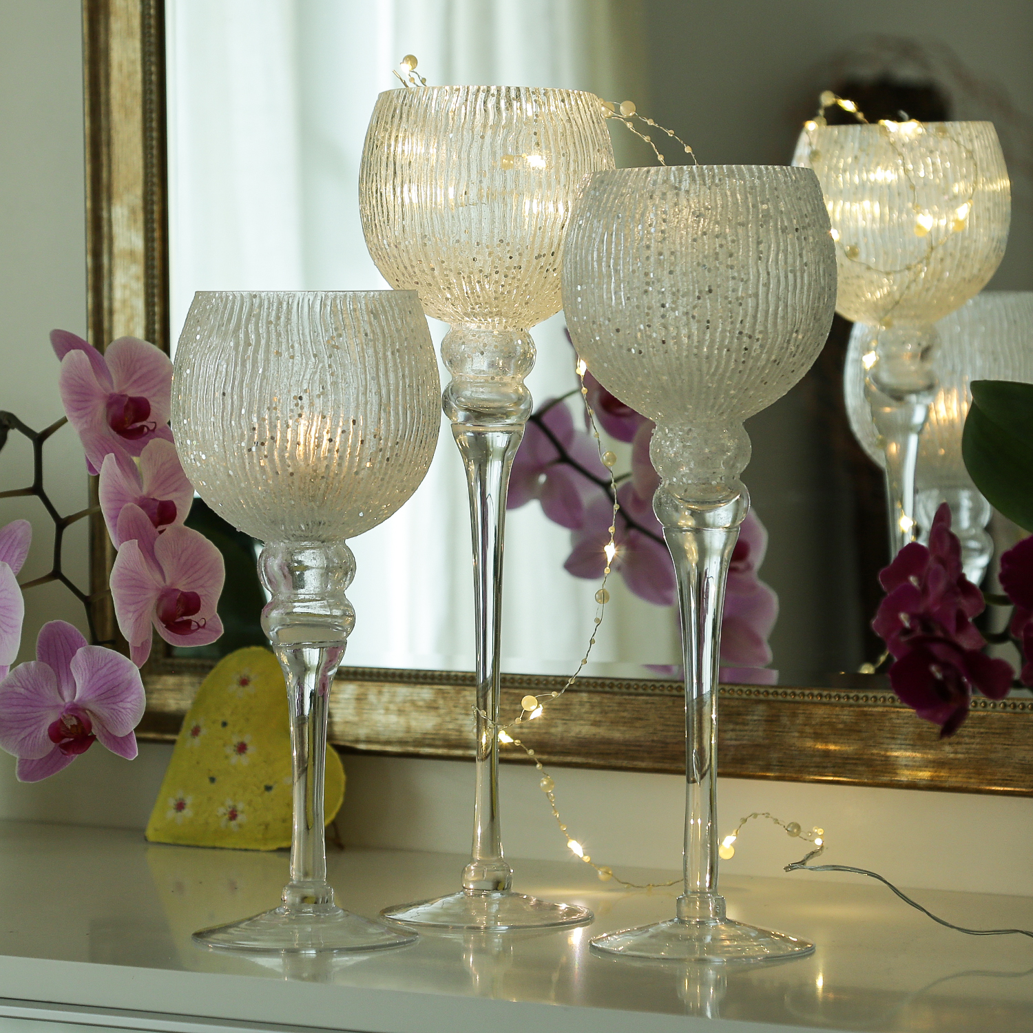 Kerzenhalter Kelch - Windlicht - Glas - H: 30,5cm/34,5cm/40cm - glitzernd - weiß - 3er Set Kerzenhalter Kelch - Windlicht - Glas - H: 30,5cm/34,5cm/40cm - glitzernd - weiß - 3er Set