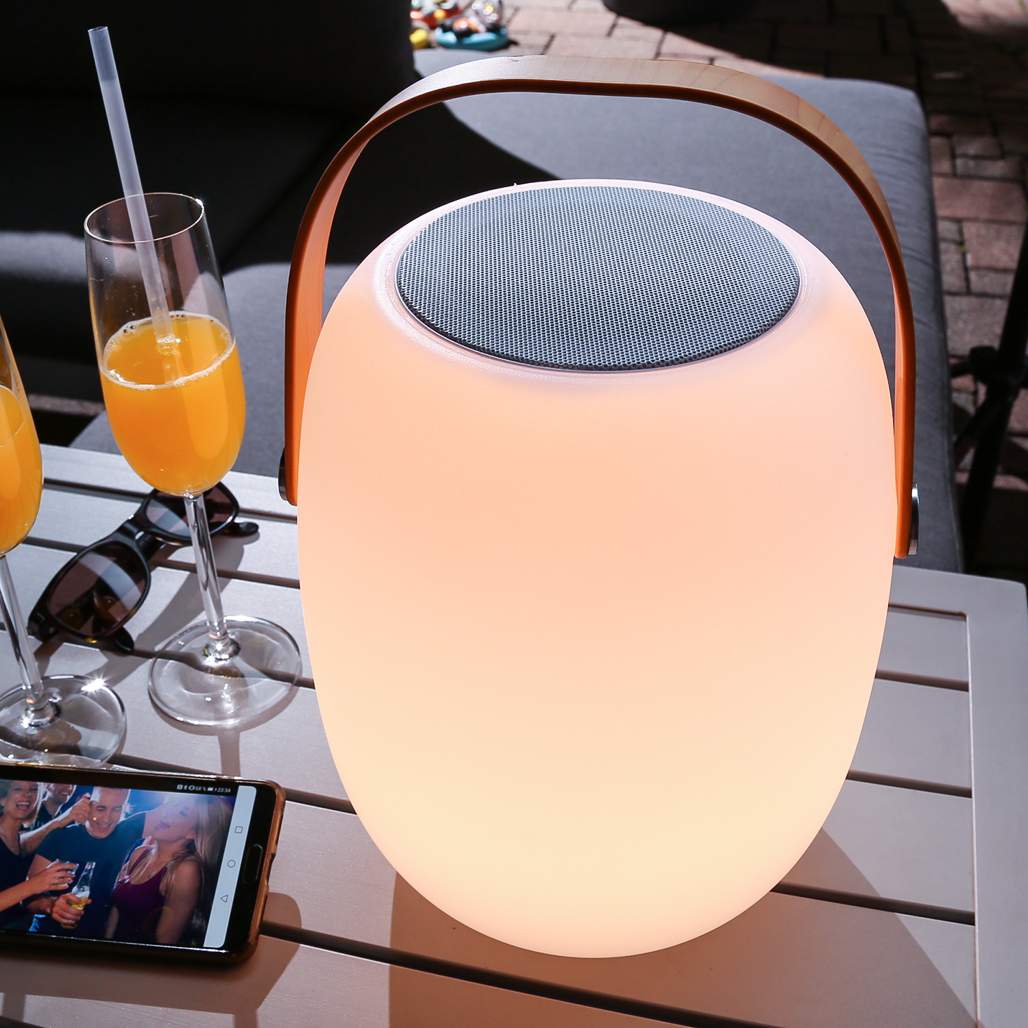 LED Lautsprecher - Gartenlautsprecher - Bluetooth - 9 warmweiße LED - H: 32cm - Outdoor LED Lautsprecher - Gartenlautsprecher - Bluetooth - 9 warmweiße LED - H: 32cm - Outdoor