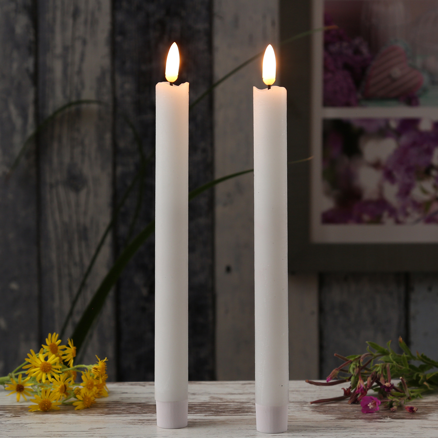 LED Stabkerzen LINA - Rustik-Optik - Echtwachs - 3D Flamme - H: 24cm - Timer - weiß