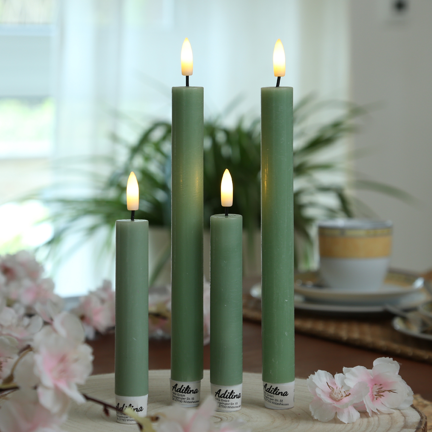 LED Stabkerzen LINA - Rustik-Optik - Echtwachs - 3D Flamme - H: 16cm - Timer - grün - 2er Set