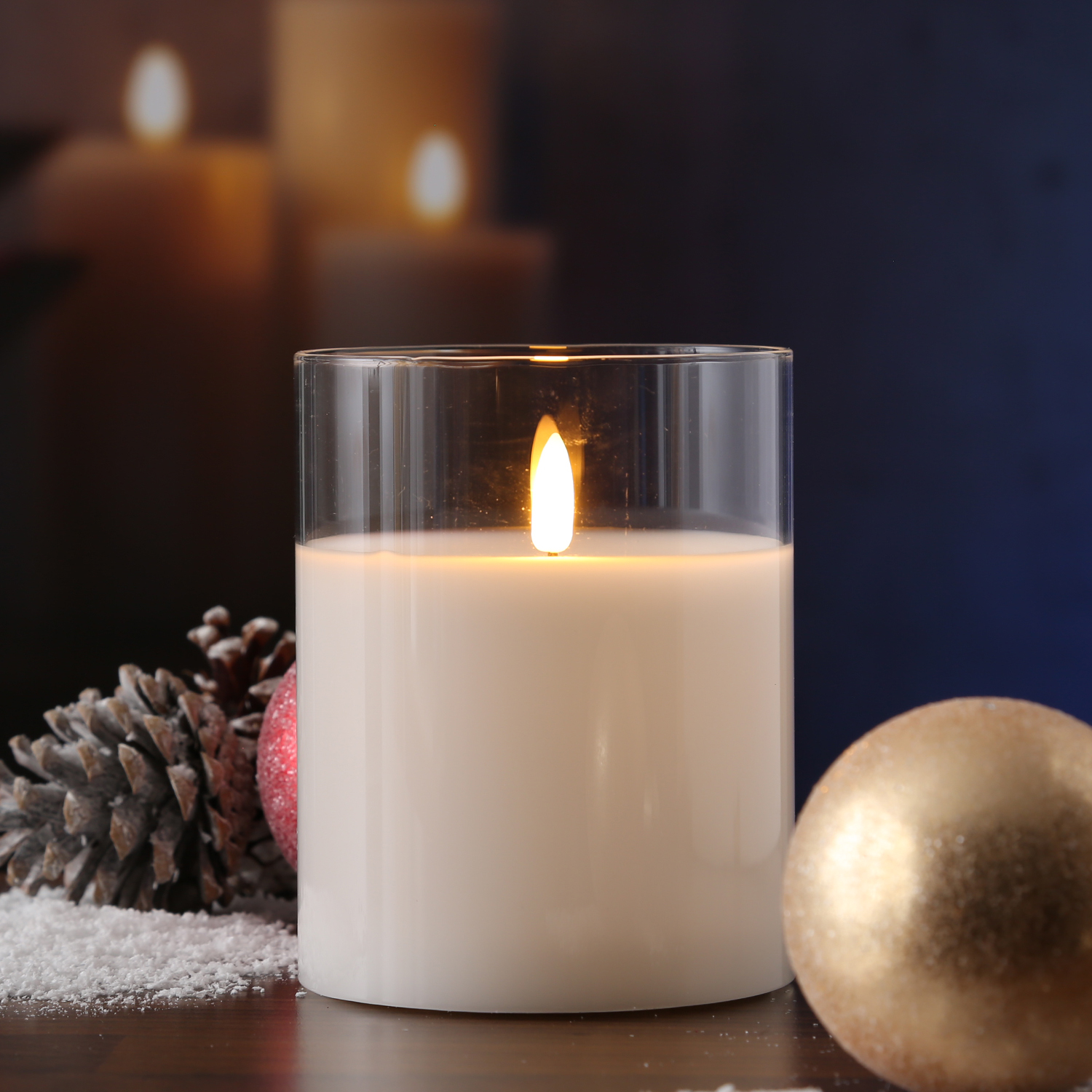 LED Kerze im Glas - Windlicht - Echtwachs - 3D Flamme - Timer - H: 12,5cm - D: 7,5cm