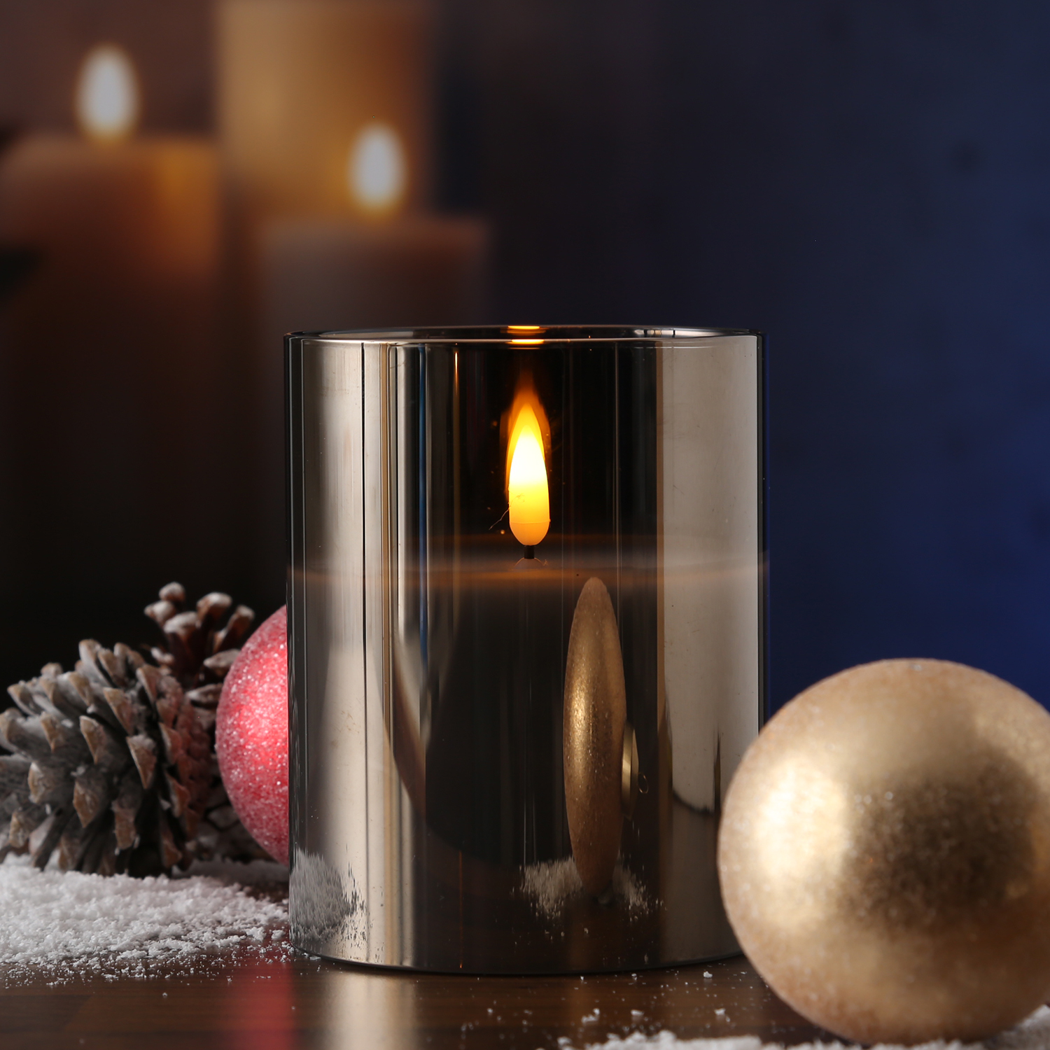 LED Kerze im Glas - Windlicht - Echtwachs - flackernde 3D Flamme - Timer - H: 12,5cm - rauchgrau LED Kerze im Glas - Windlicht - Echtwachs - flackernde 3D Flamme - Timer - H: 12,5cm - rauchgrau