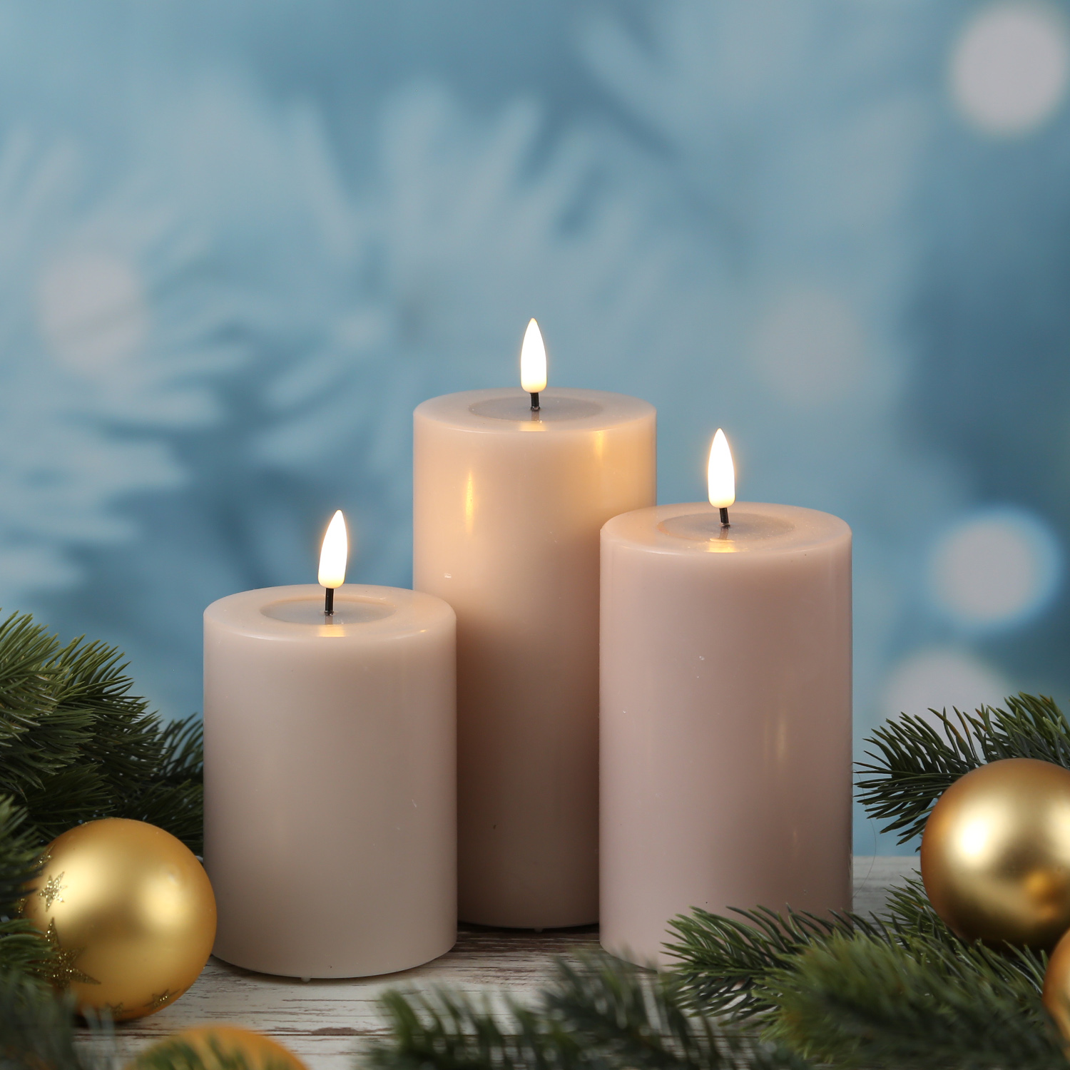 LED Stumpenkerze MIA - Echtwachs - realistische 3D Flamme - H: 15cm - D: 7,5cm - altrosa LED Stumpenkerze MIA - Echtwachs - realistische 3D Flamme - H: 15cm - D: 7,5cm - altrosa