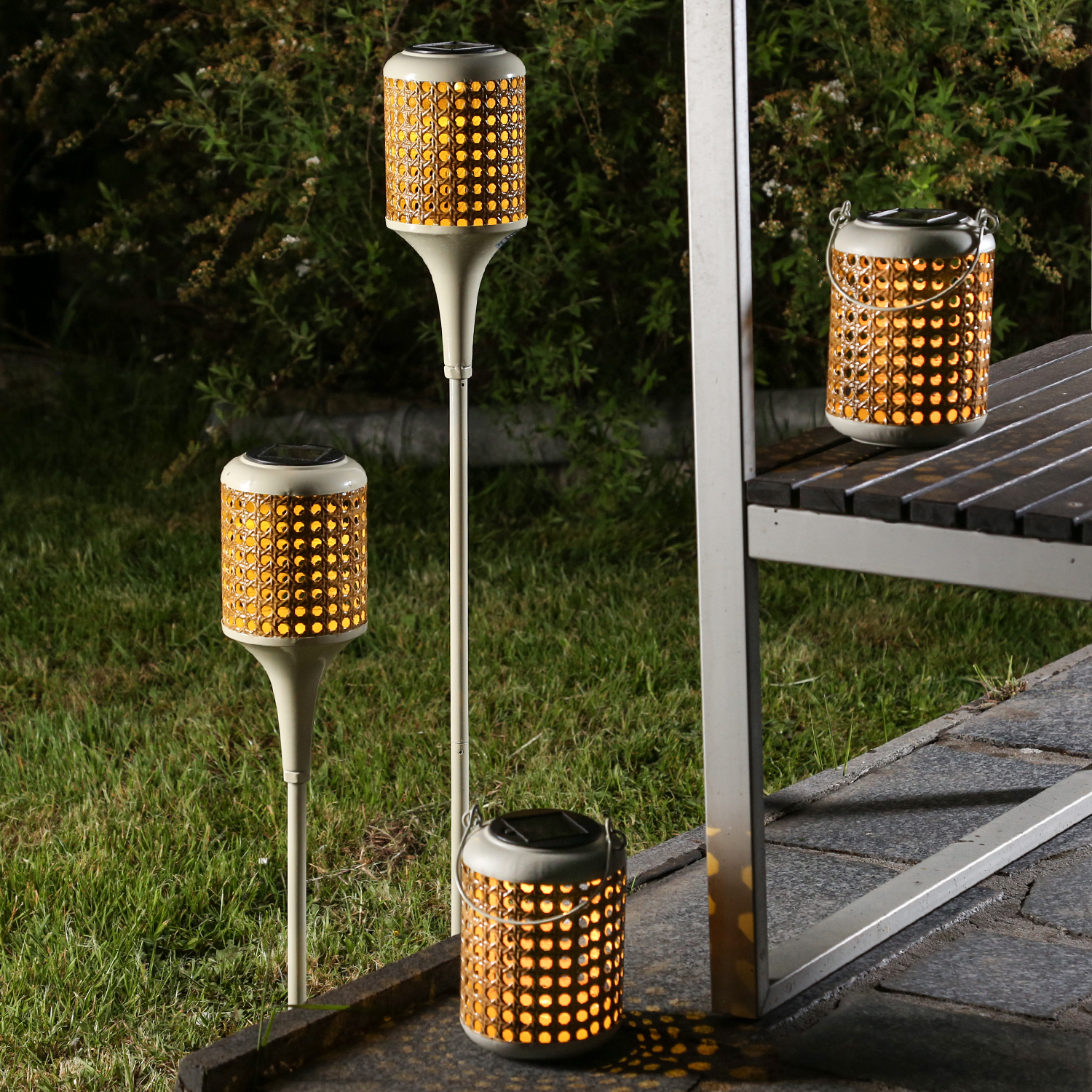 Kaemingk LED-Solarfackel Mit Flammeneffekt – 62,5 Cm, Schwarz, Inkl. Akku & Gartenspieß