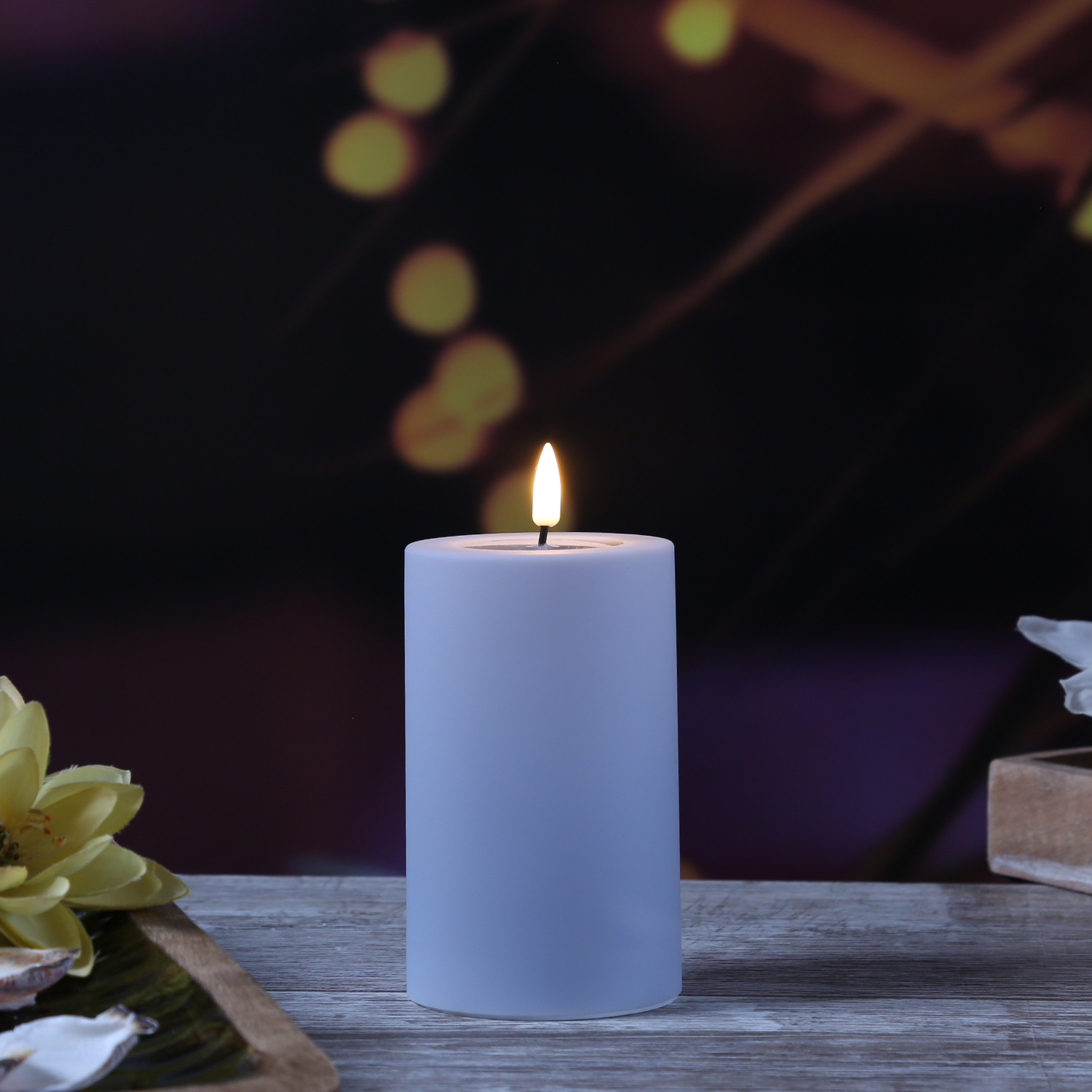 LED Stumpenkerze MIA - Kunststoff - realistische 3D Flamme - H: 12,5cm - outdoor - pastellblau LED Stumpenkerze MIA - Kunststoff - realistische 3D Flamme - H: 12,5cm - outdoor - pastellblau